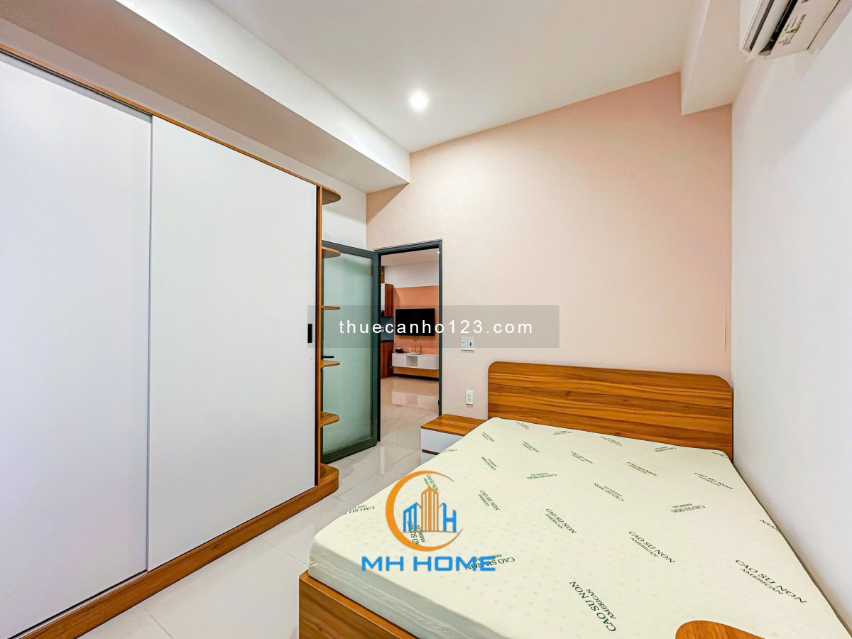 Chdv 2 phòng ngủ ngay Cư Xá Ngân Hàng, nội thất cao cấp, máy giặt riêng, ban công