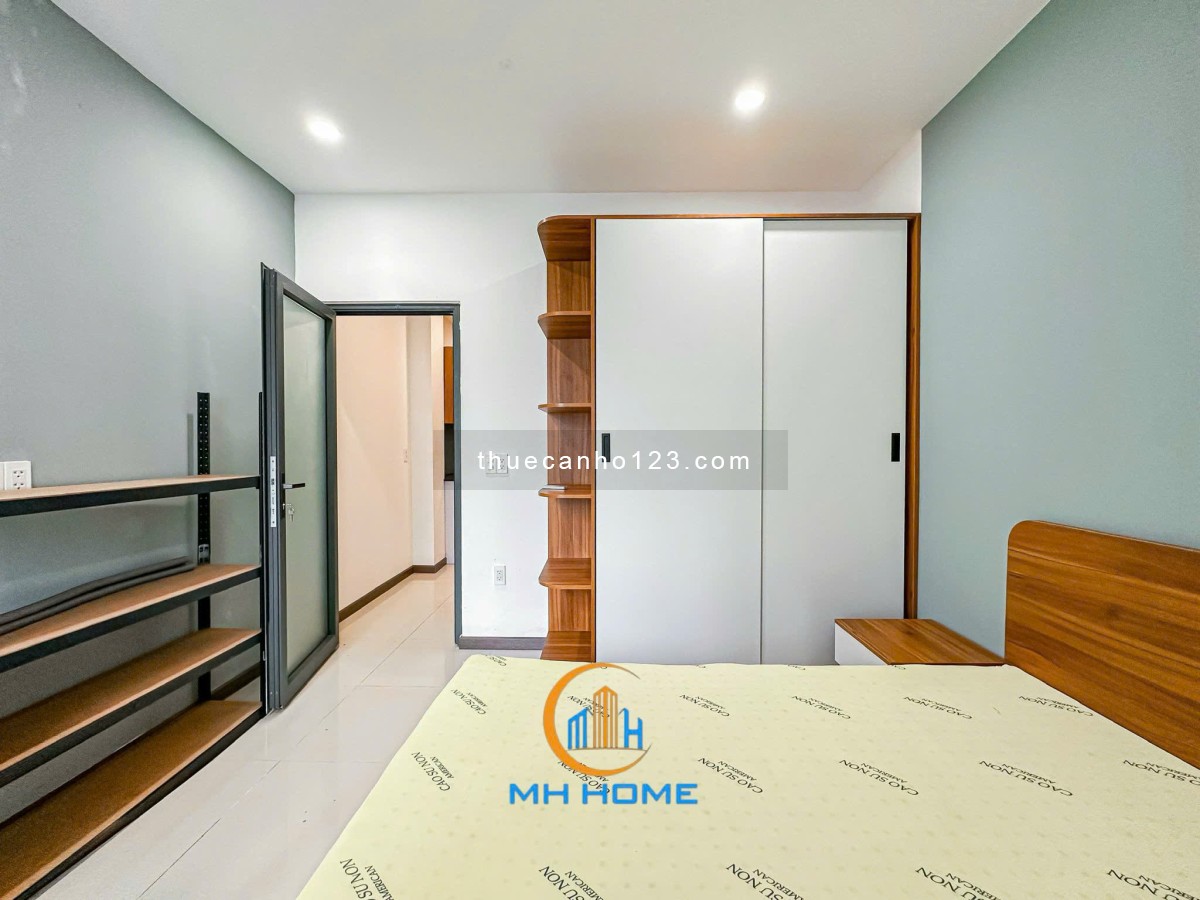 Chdv 2 phòng ngủ ngay Cư Xá Ngân Hàng, nội thất cao cấp, máy giặt riêng, ban công