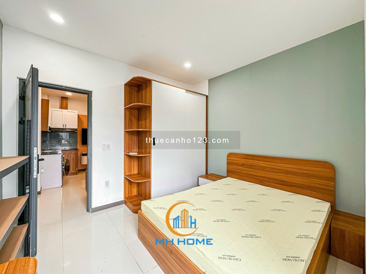 Chdv 2 phòng ngủ ngay Cư Xá Ngân Hàng, nội thất cao cấp, máy giặt riêng, ban công