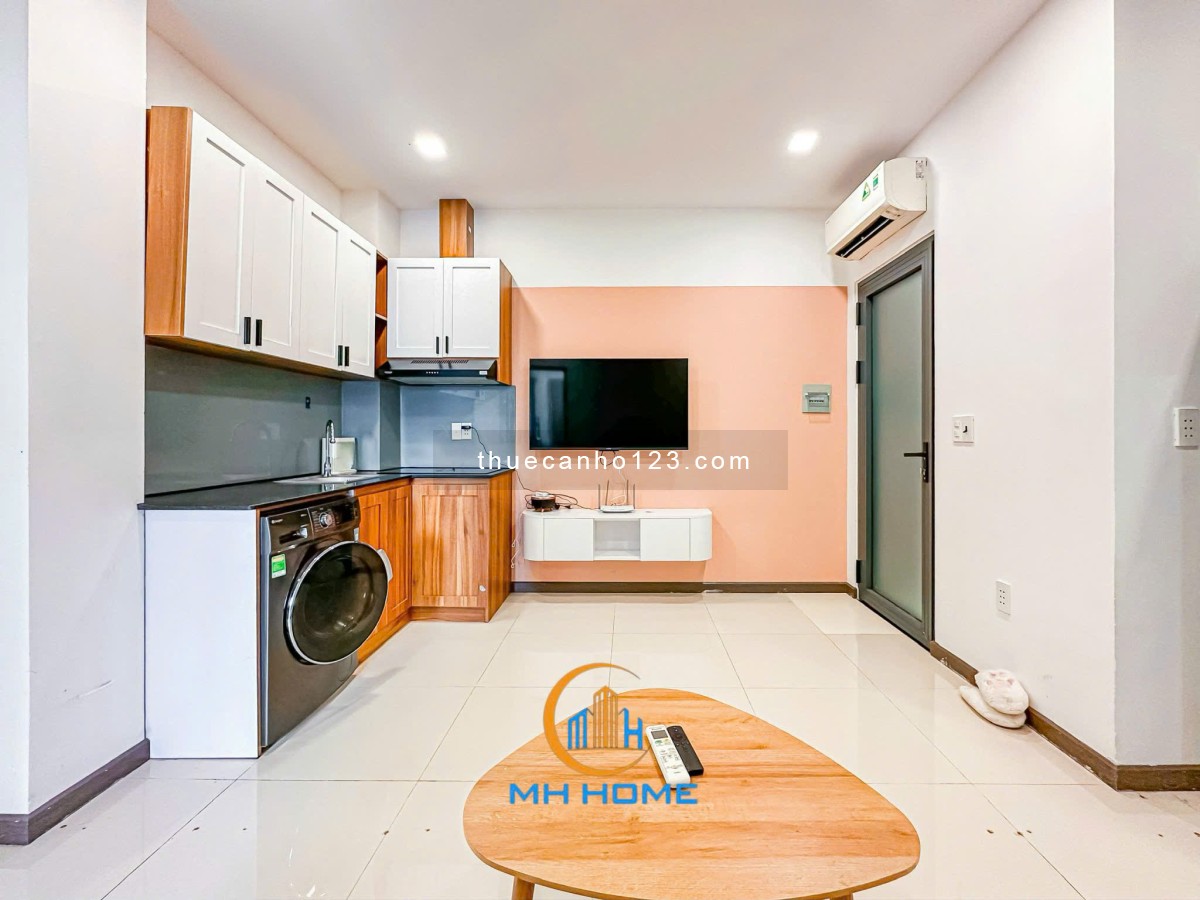 Chdv 2 phòng ngủ ngay Cư Xá Ngân Hàng, nội thất cao cấp, máy giặt riêng, ban công