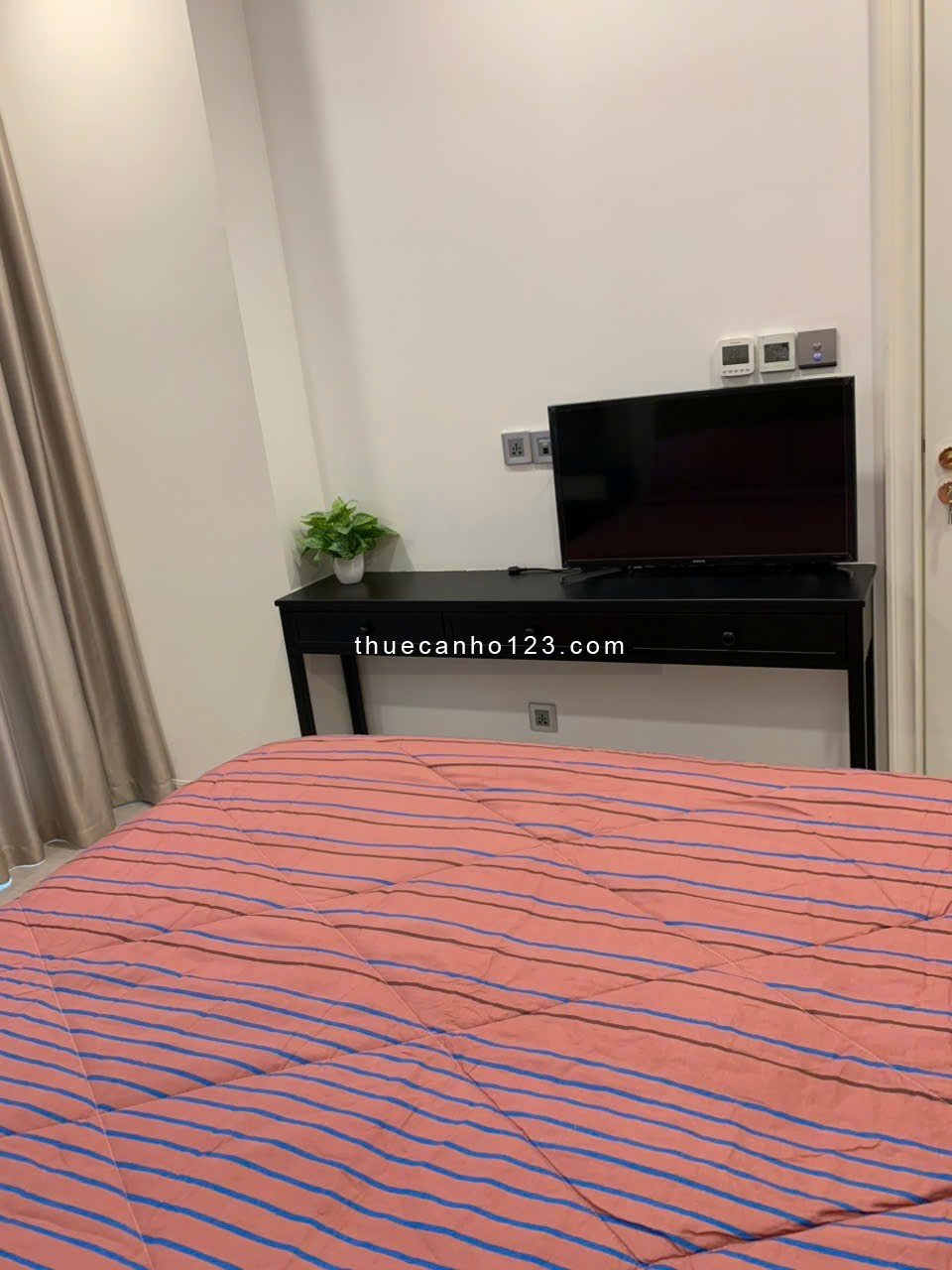 Cần cho thuê căn hộ 1PN Vinhomes Bason giá tốt