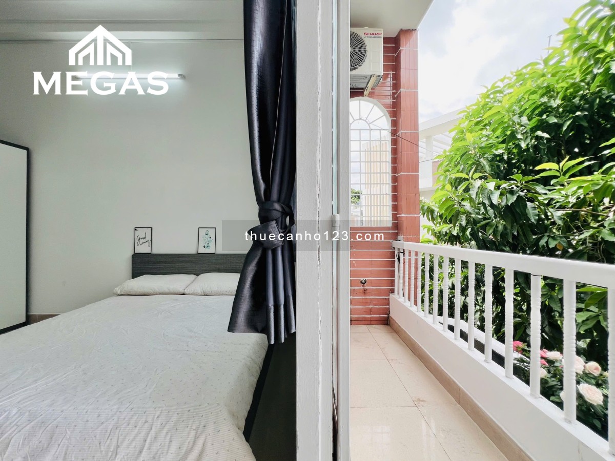 Căn hộ full nội thất - Ban công - Máy giặt riêng - Ngay công viên Phú Lâm.