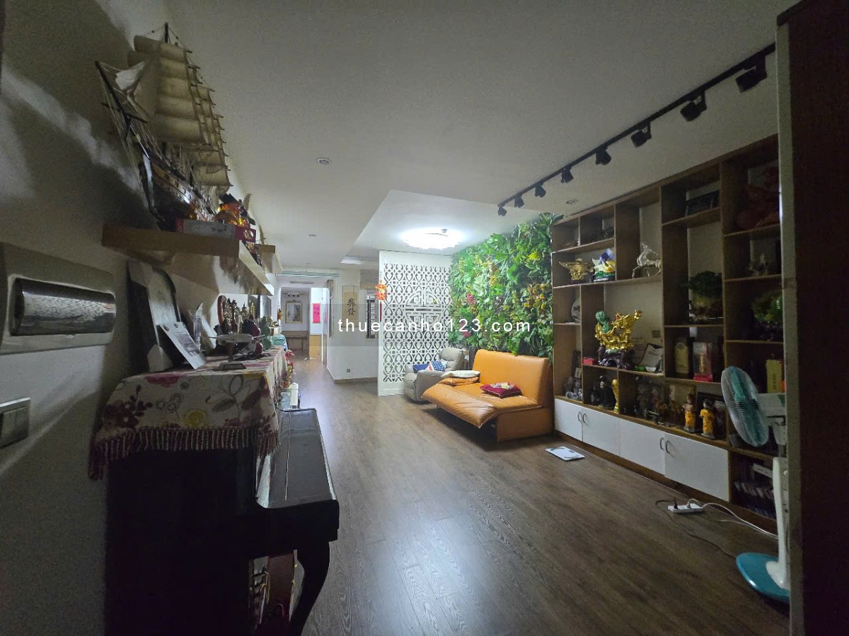 Cho Thuê 161m2 Full Nt 3Pn 4Wc Giá 13Tr Cực Kỳ Rẻ Tại Quận 7, Nhà Mới, Đẹp, Đã Thiết Kế Lại Xem Nhà