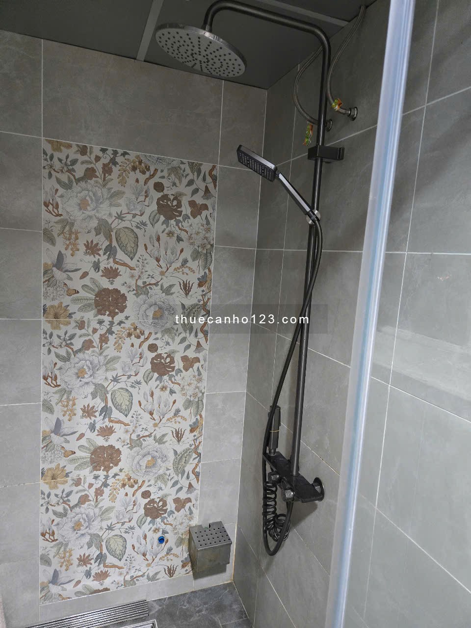 Cho Thuê 161m2 Full Nt 3Pn 4Wc Giá 13Tr Cực Kỳ Rẻ Tại Quận 7, Nhà Mới, Đẹp, Đã Thiết Kế Lại Xem Nhà