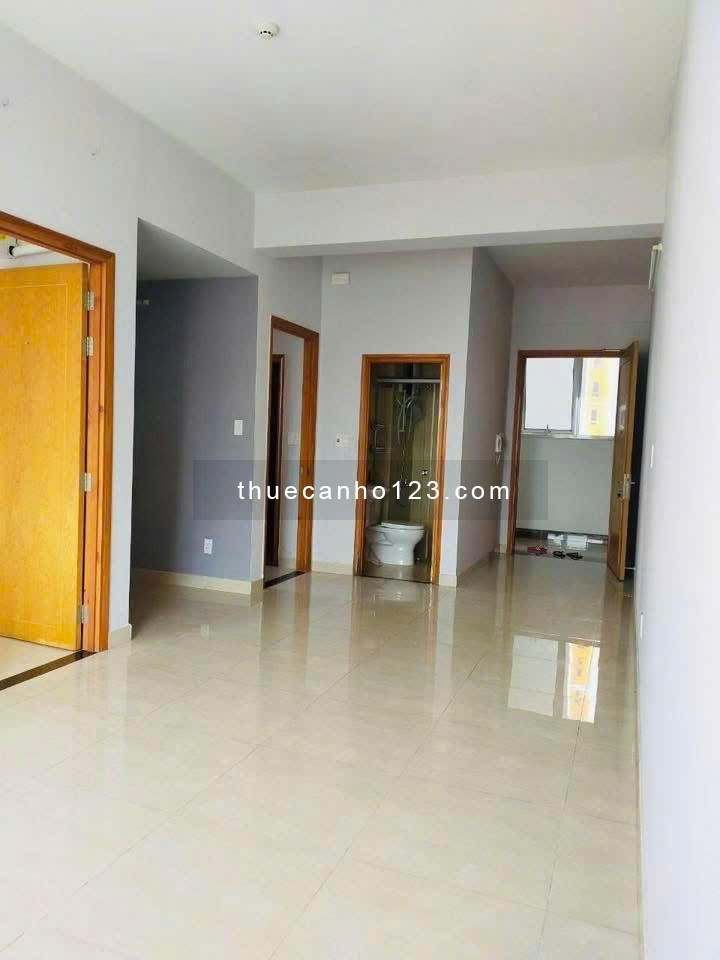 Chung cư Nguyễn Kiệm, P3, Gò Vấp: 2p ngủ, 1wc, ban công, 12tr