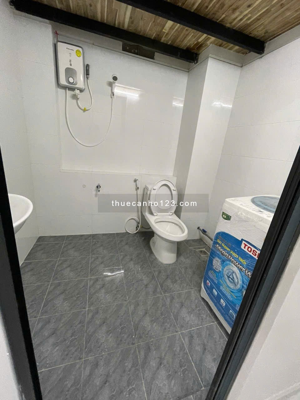 Duplex tiện nghi cao cấp – đầy đủ nội thất, ngay trung tâm!