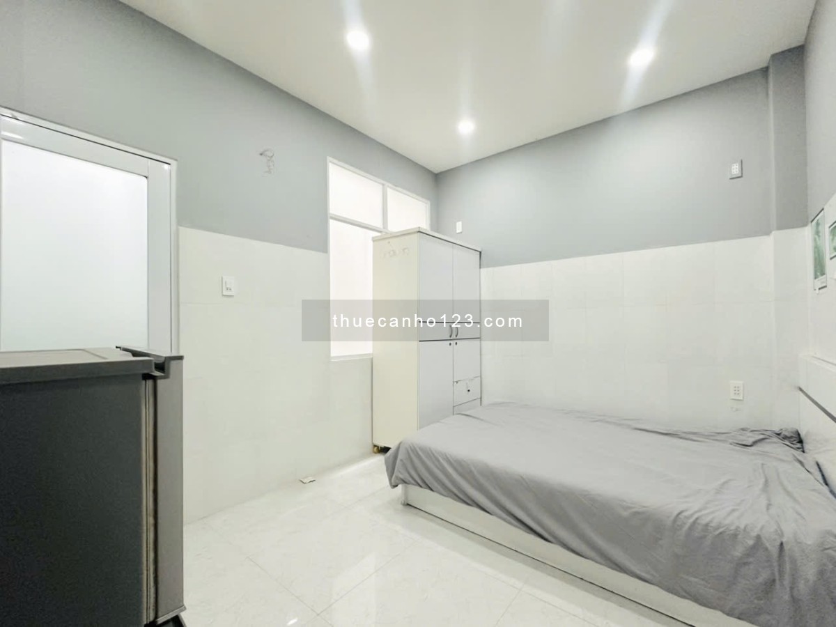 Cho Thuê Căn Studio Giếng Trời Giá Rẻ Ngay Lạc Long Quân - Lý Thường Kiệt