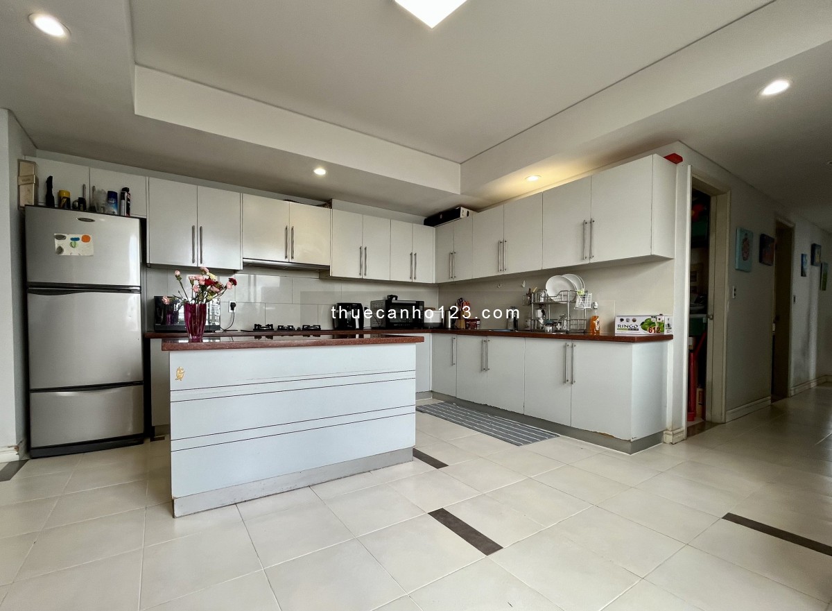 Chung cư Phúc Yên, Tân Bình: 160m2, 2p ngủ, 2wc, NTCC, 18tr/th