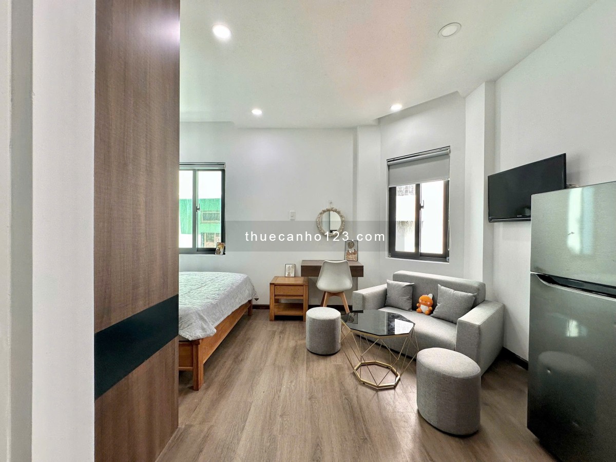 [GIẢM 1 TRIỆU] Nhà mới 100% - Nội thất đầy đủ từ A đến Z, thang máy - Ngay Nguyễn Hữu Cảnh