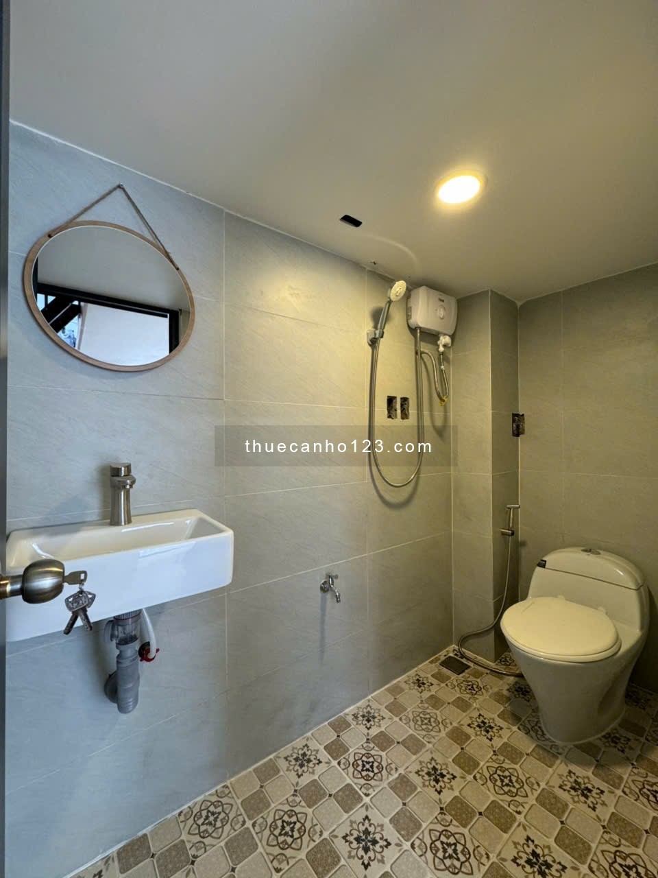 Cho thuê căn hộ Duplex ban công full nội thất gần sân bay Tân Sơn Nhất_Công viên Gia Định Tân Bình