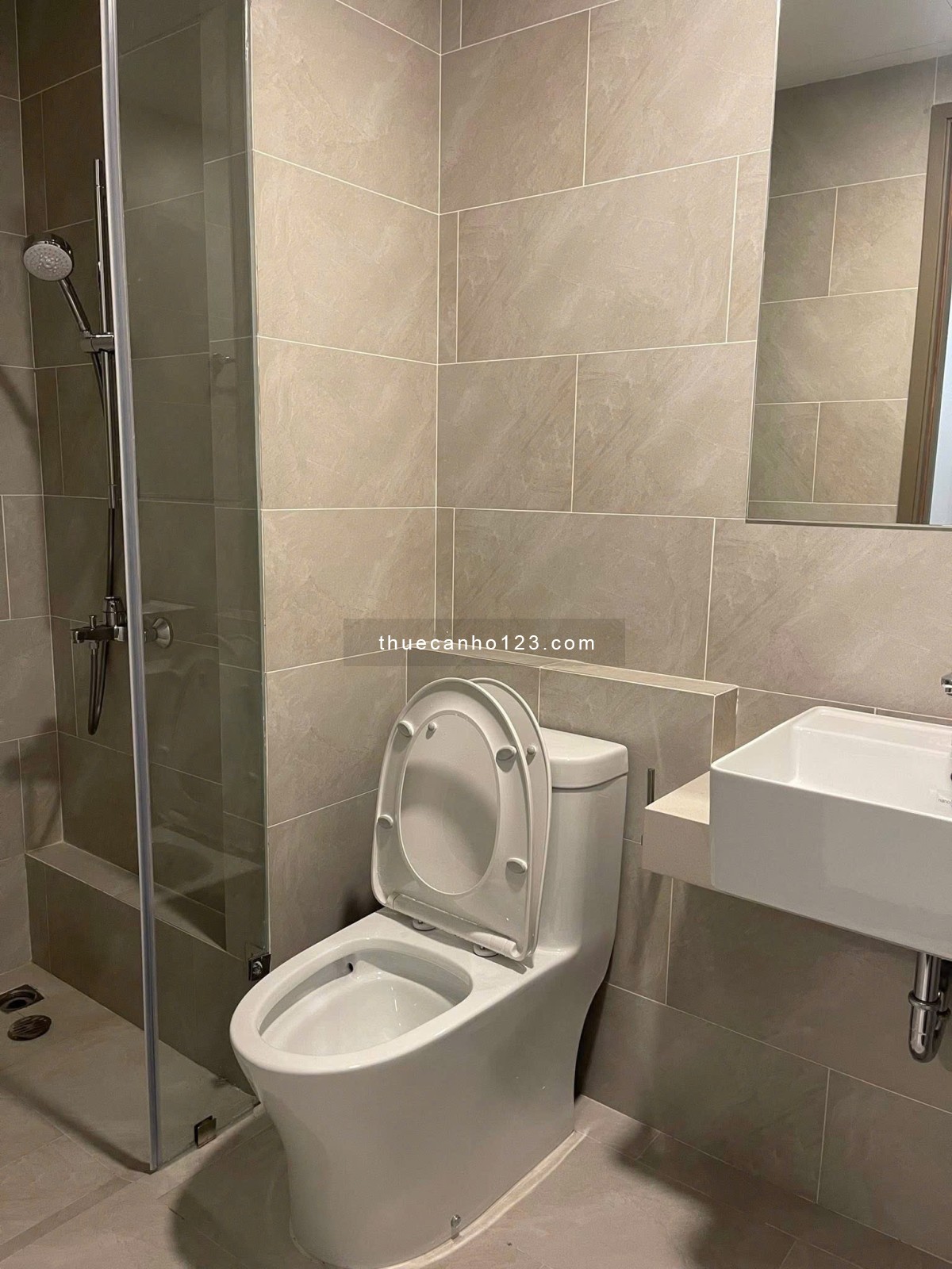 Căn hộ Topaz Home Quận 12, DT 83m2 3pn 2wc 10tr/tháng. FULL NỘI THẤT