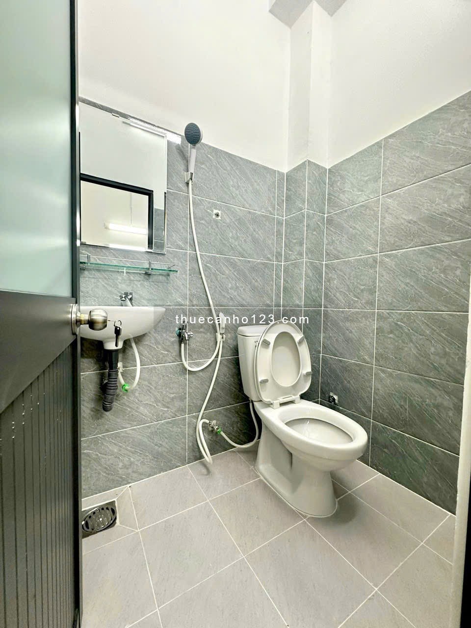 Cho Thuê Căn Hộ 2PN-2WC - Bancol - Full Nt - Ngay vòng xoay ĐBP