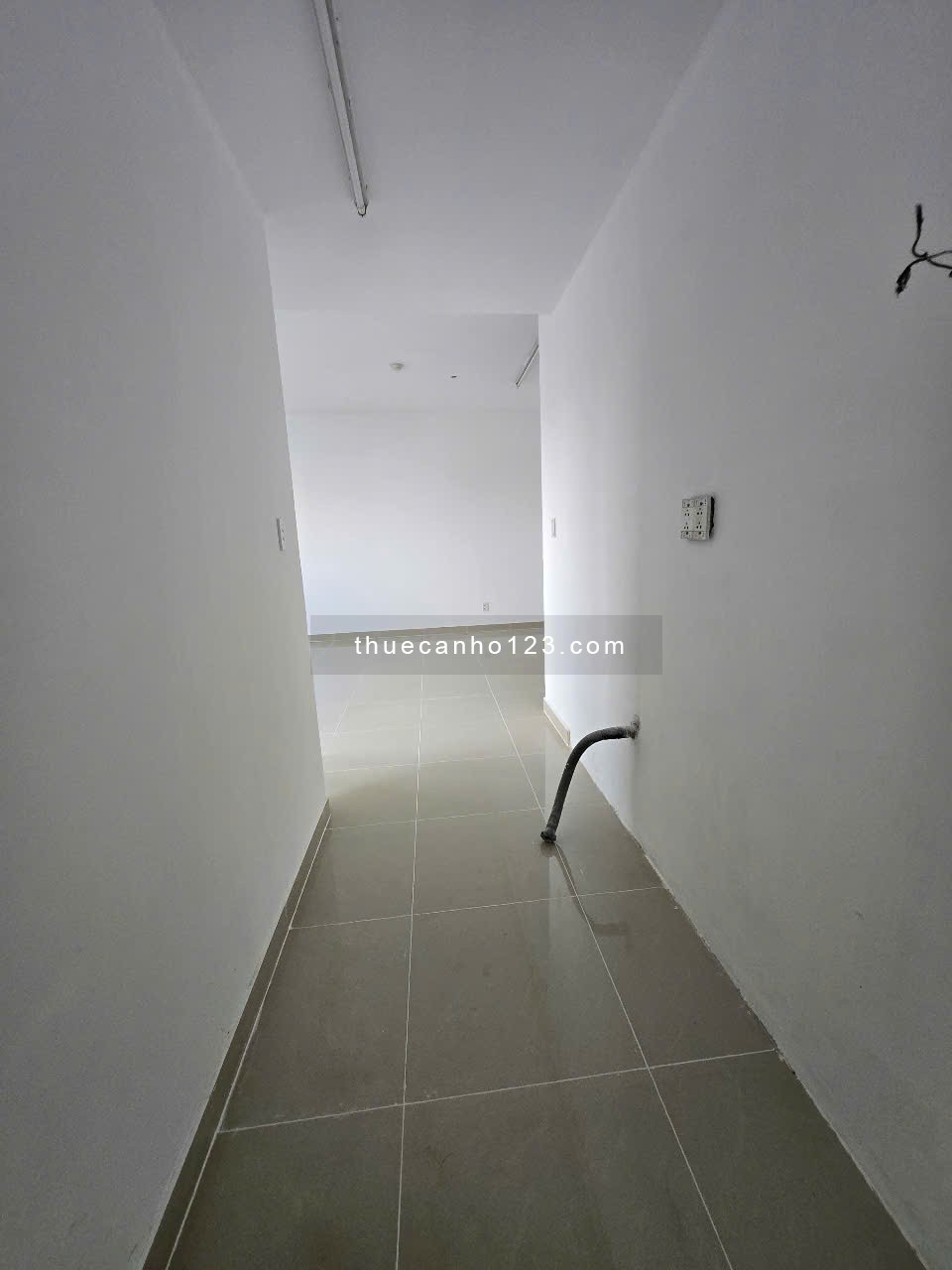 Cho thuê 3 căn hộ Đạt Gia: 2PN giá 7tr nhà trống - 2PN 8.5tr full nội thất - 1pn 7tr full nội thất