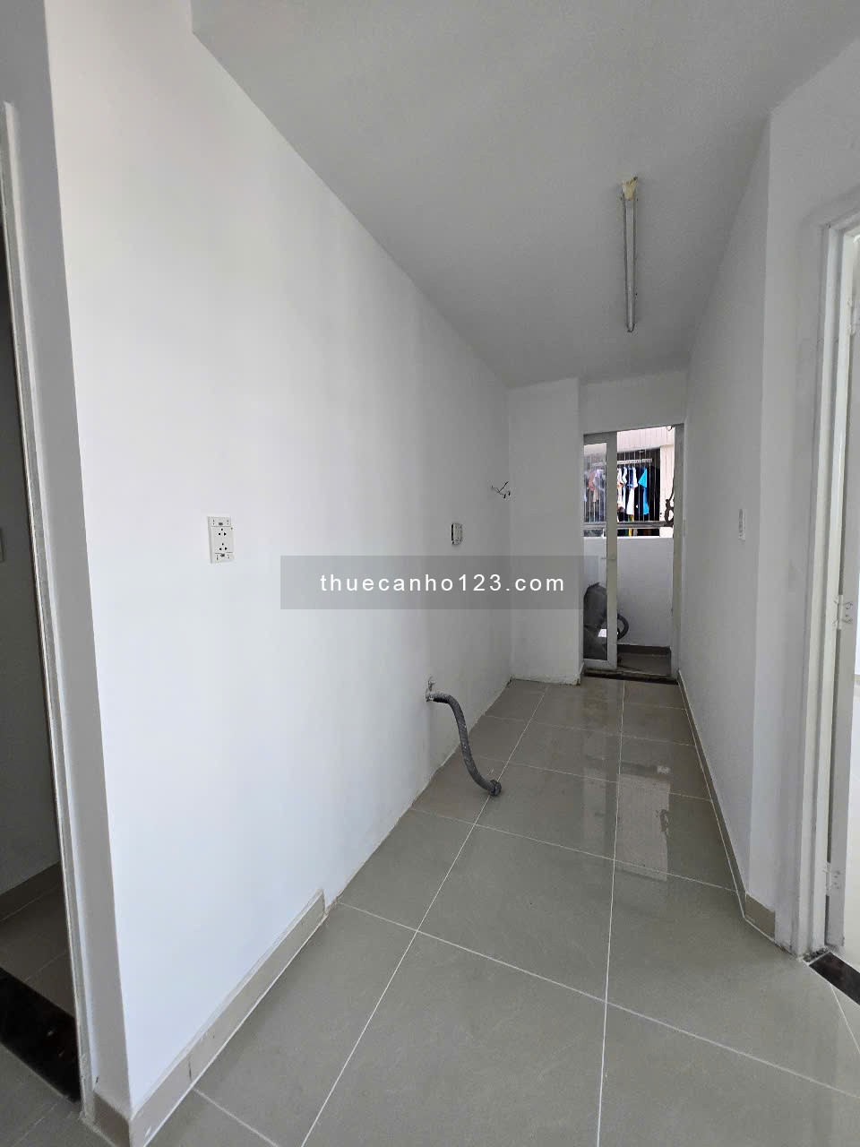 Cho thuê 3 căn hộ Đạt Gia: 2PN giá 7tr nhà trống - 2PN 8.5tr full nội thất - 1pn 7tr full nội thất