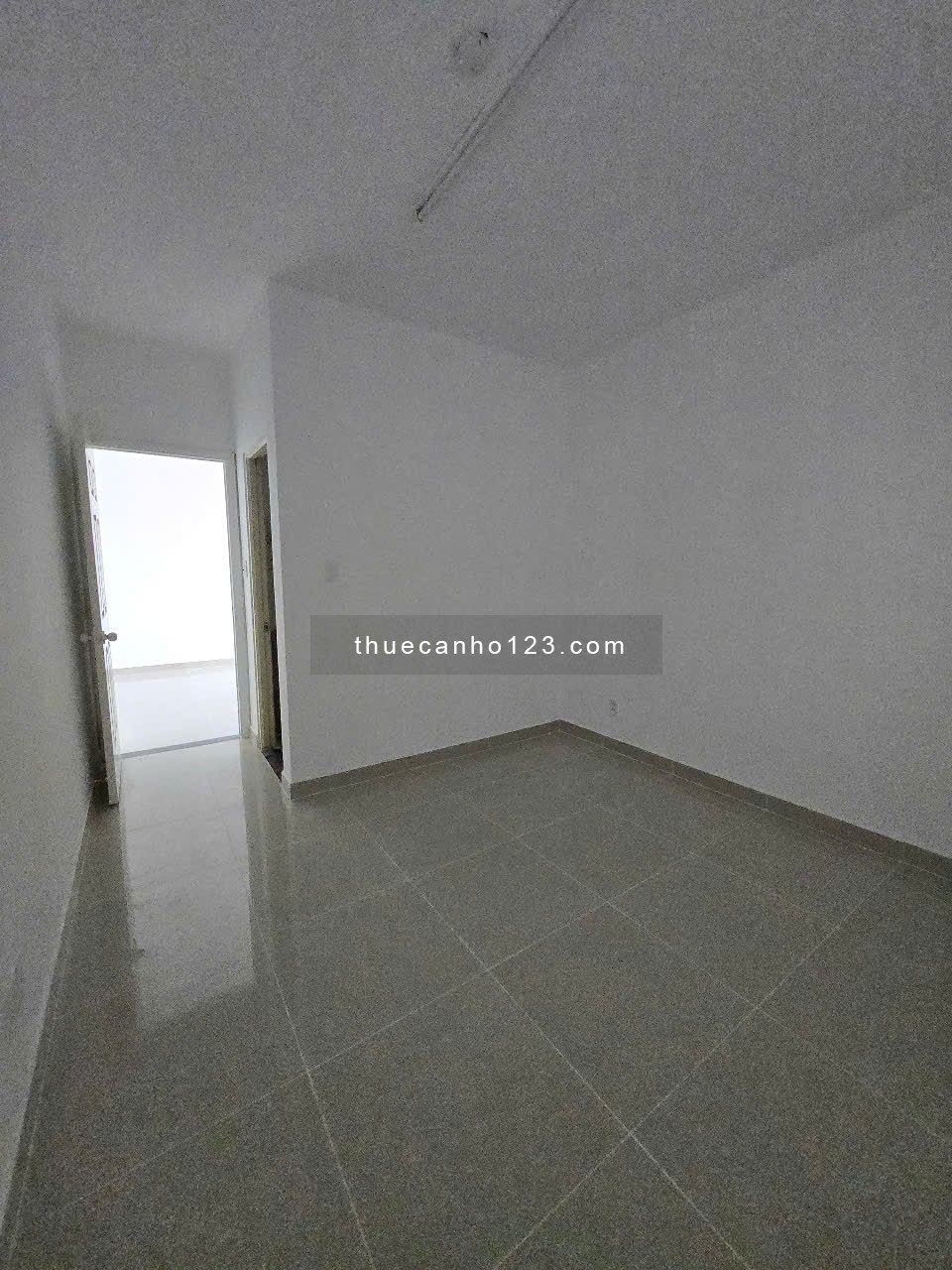 Cho thuê 3 căn hộ Đạt Gia: 2PN giá 7tr nhà trống - 2PN 8.5tr full nội thất - 1pn 7tr full nội thất