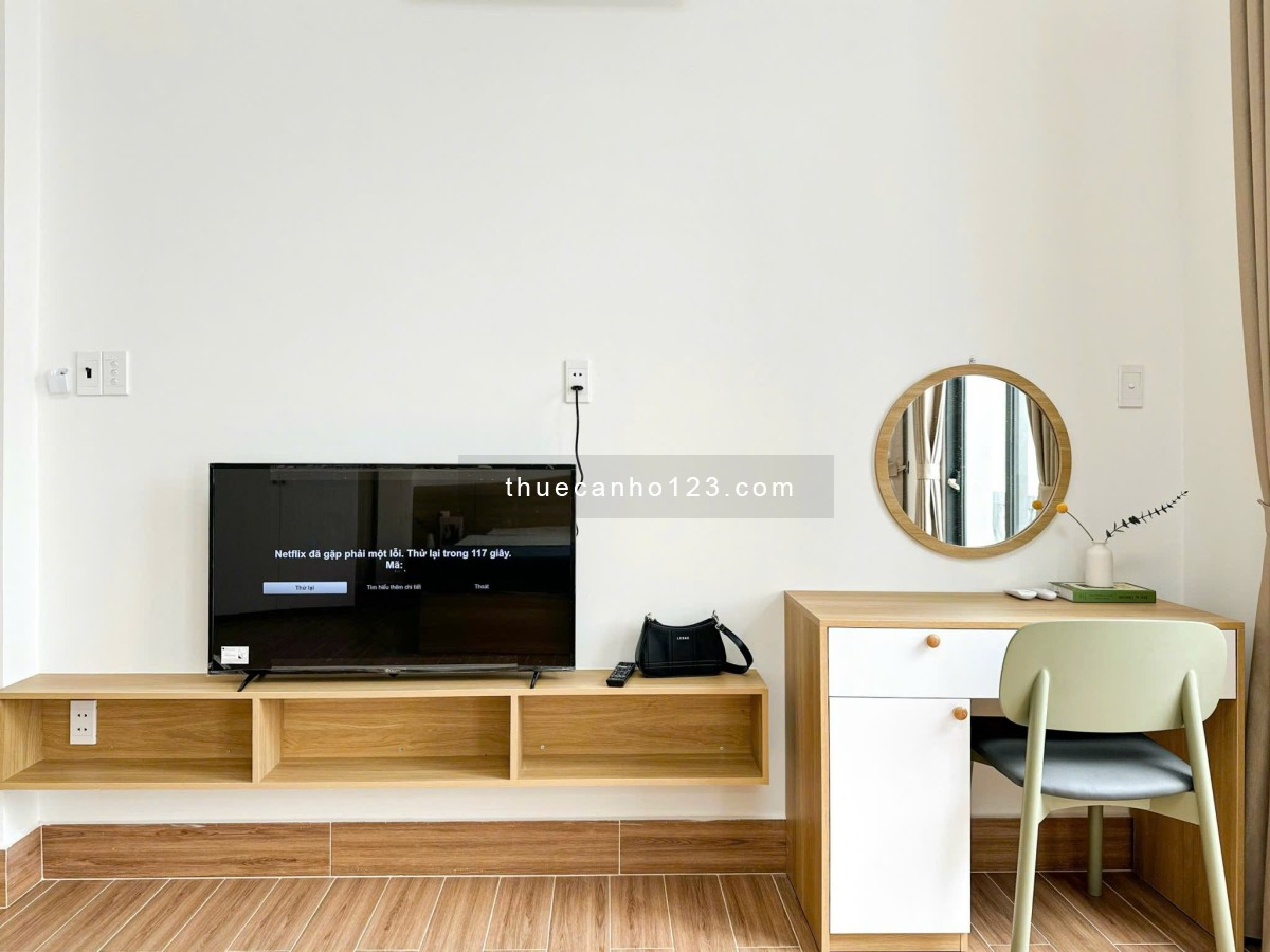 Cho Thuê Căn Hộ Rộng 40m2 Đường Lạc Long Quân - Khu Ngã Tư Bảy Hiền - CMT8 Full Nội Thất Cao Cấp