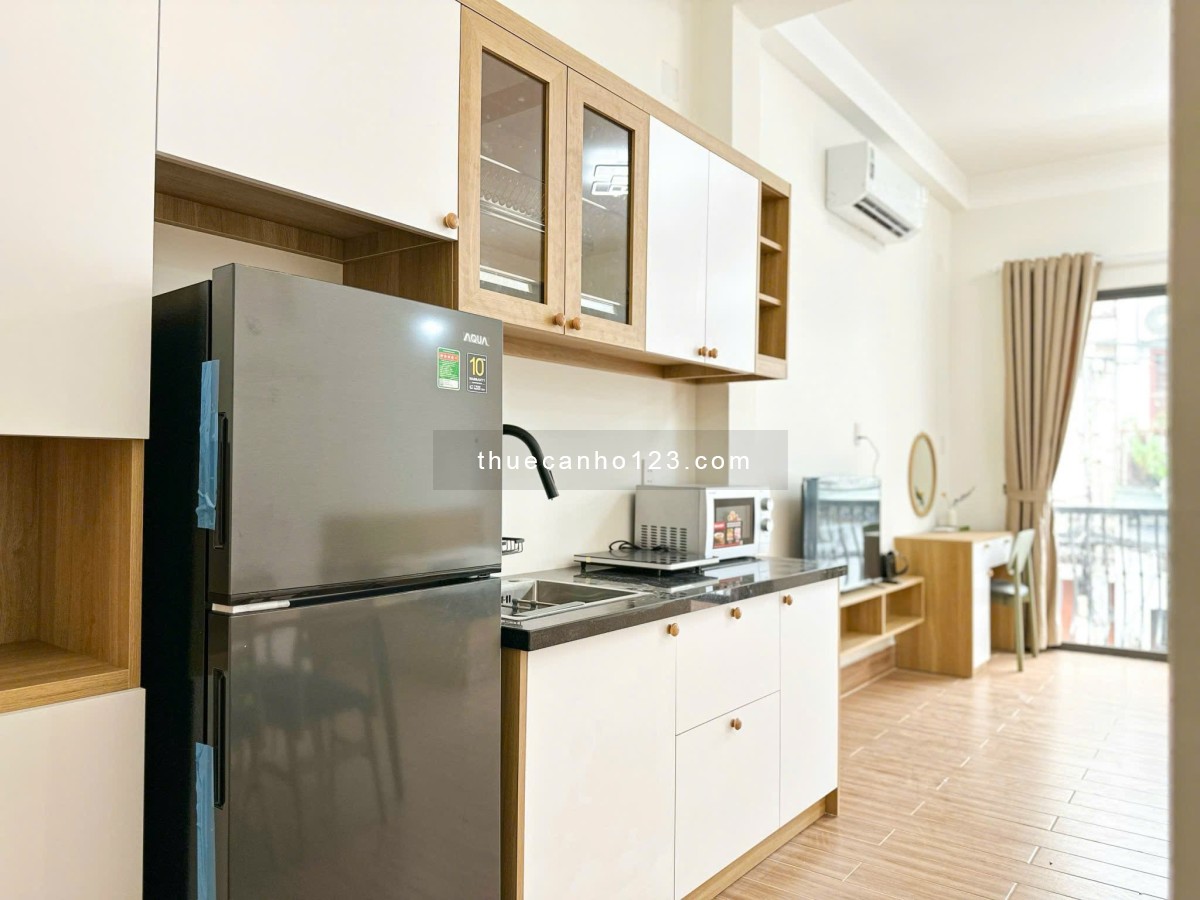 Cho Thuê Căn Hộ Rộng 40m2 Đường Lạc Long Quân - Khu Ngã Tư Bảy Hiền - CMT8 Full Nội Thất Cao Cấp