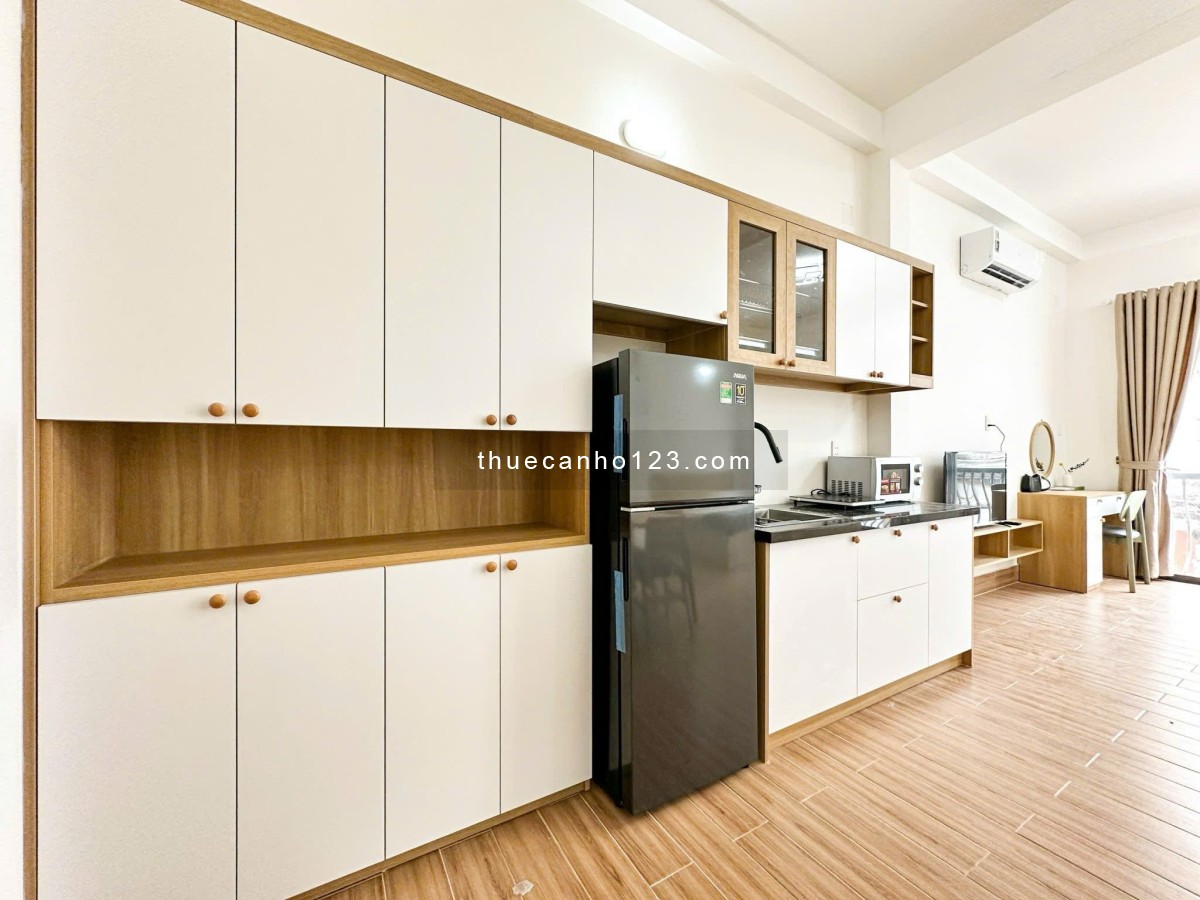 Cho Thuê Căn Hộ Rộng 40m2 Đường Lạc Long Quân - Khu Ngã Tư Bảy Hiền - CMT8 Full Nội Thất Cao Cấp