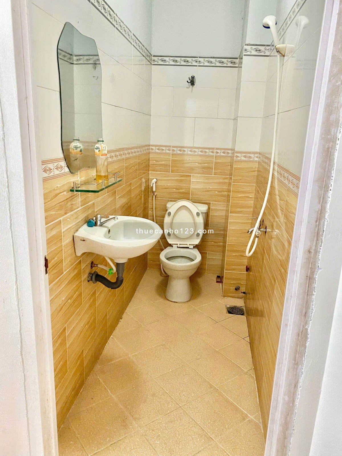 Cho thuê căn hộ studio full nội thất - Ban công thoáng mát