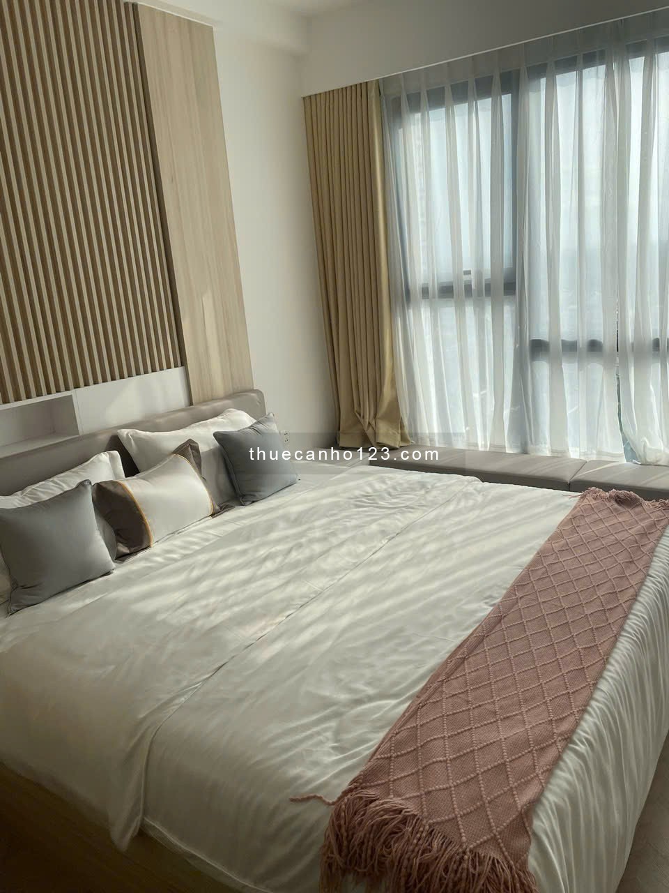 Chính chủ cần cho thuê căn hộ cao cấp Antonia Q7 PMH, Đường Nguyễn Lương Bằng, 3pn 107m2. 36tr/tháng