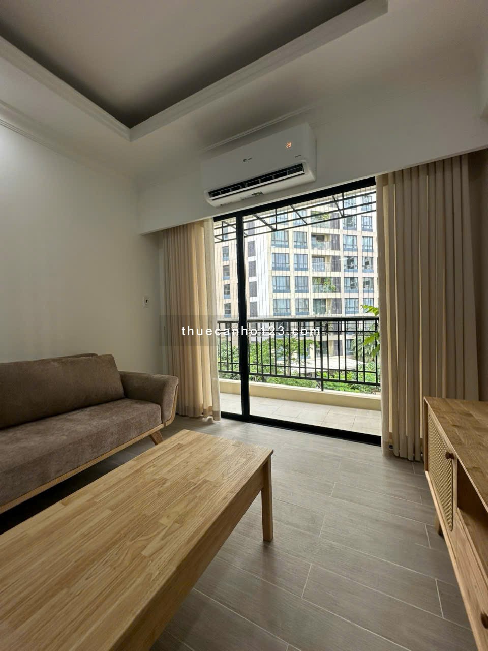 Hàng hot! Thuê Gấp CH Cantavil Q2, 2 ban công lớn, nhà đẹp giá tốt, (75m, 2pn full giá 15,5tr/th )