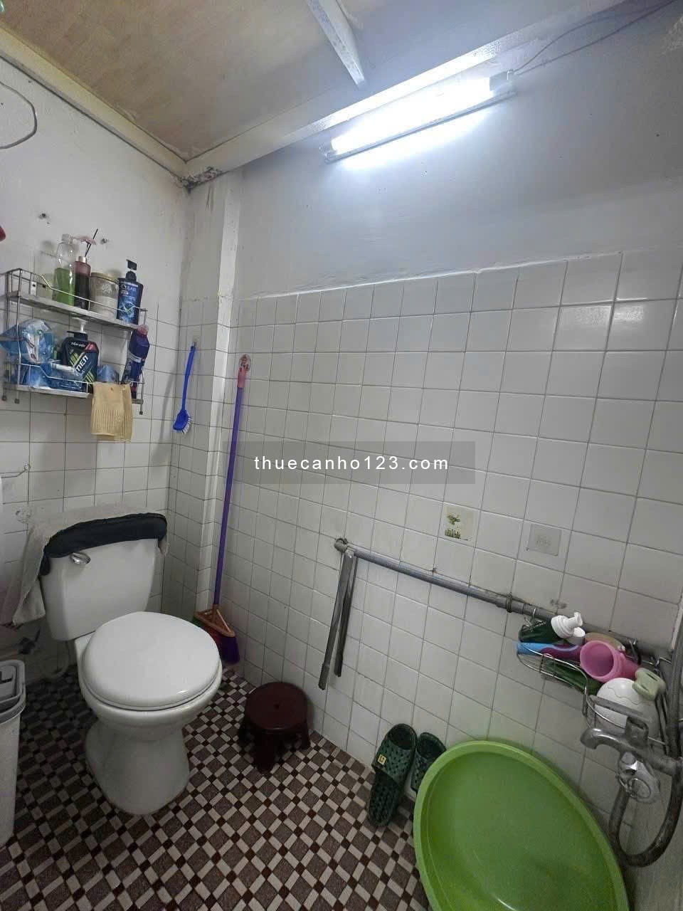 Chung cư 590, CMT8, Phường 11, Quận 3: 50m2,1p ngủ, Nt, 8tr/th