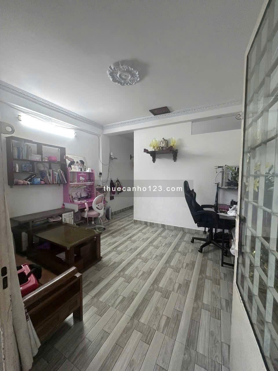 Chung cư 590, CMT8, Phường 11, Quận 3: 50m2,1p ngủ, Nt, 8tr/th