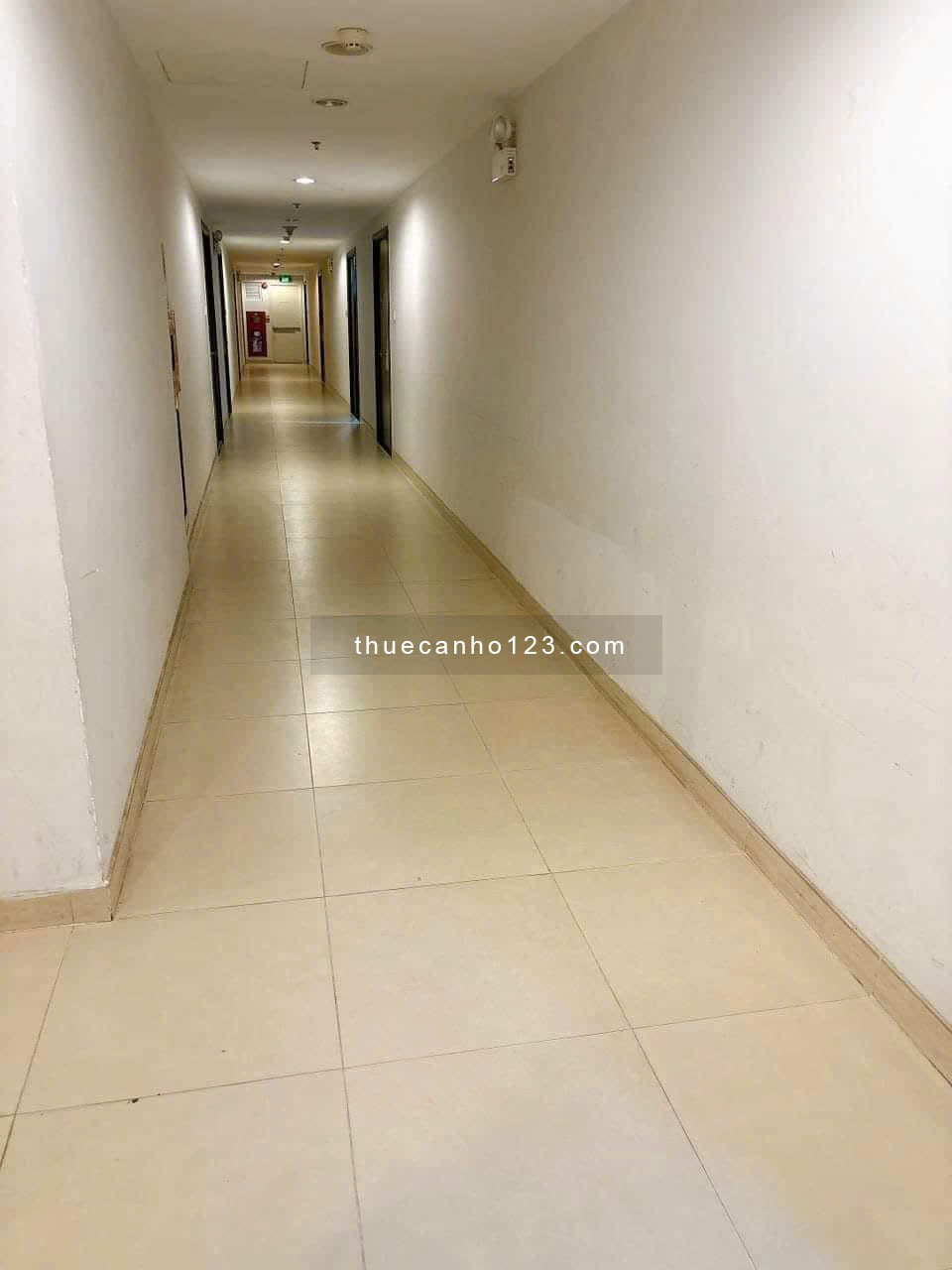 Carillon 2, Trịnh Đình Thảo, Hòa Thạnh, TP : 78m2, 2p ngủ, 12tr/th, NT