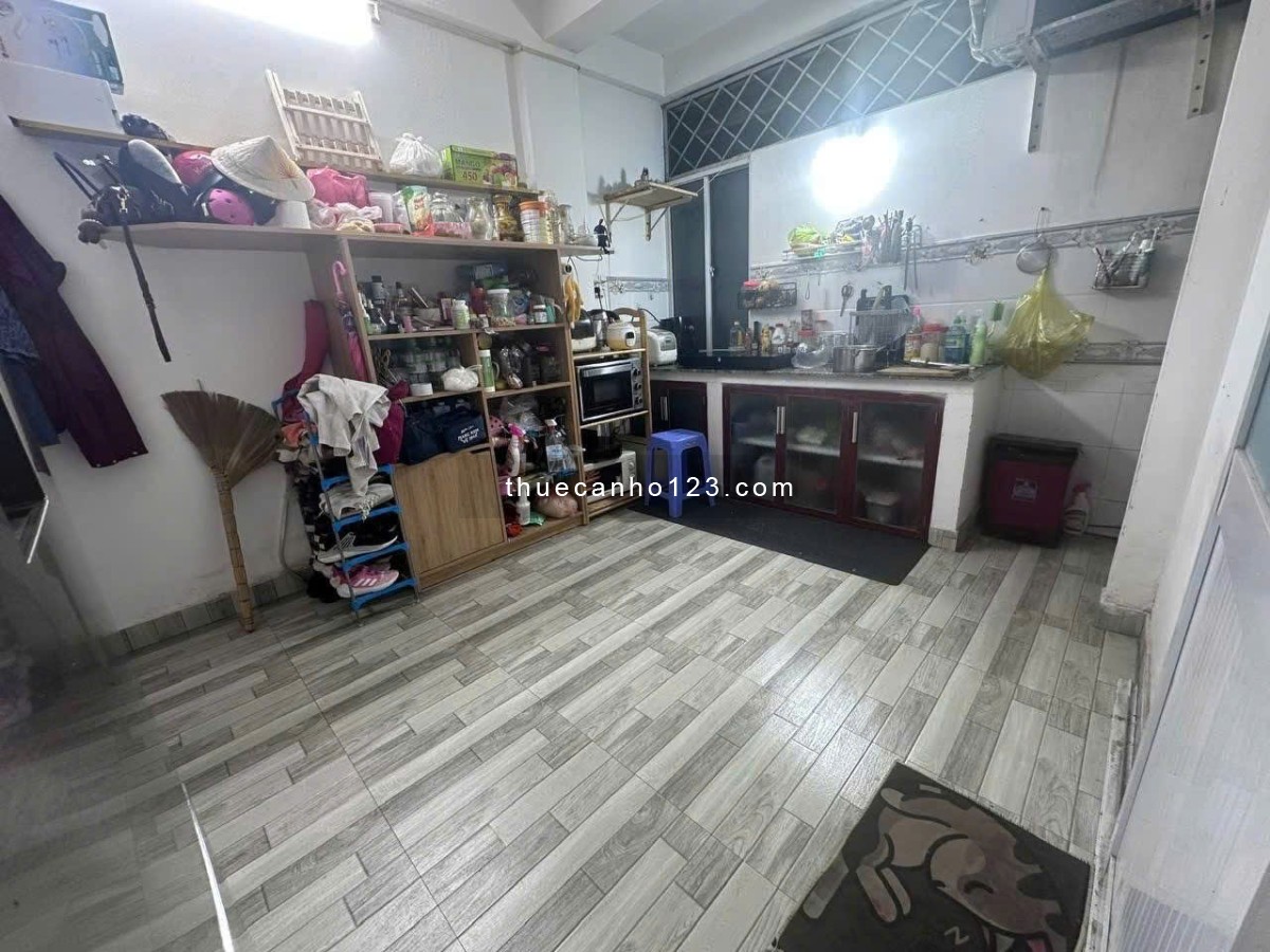 Chung cư 590, CMT8, Phường 11, Quận 3: 50m2,1p ngủ, Nt, 8tr/th