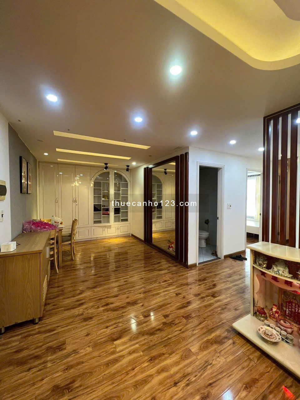 Ruby Garden, Nguyễn Sỹ Sách 10tr/th