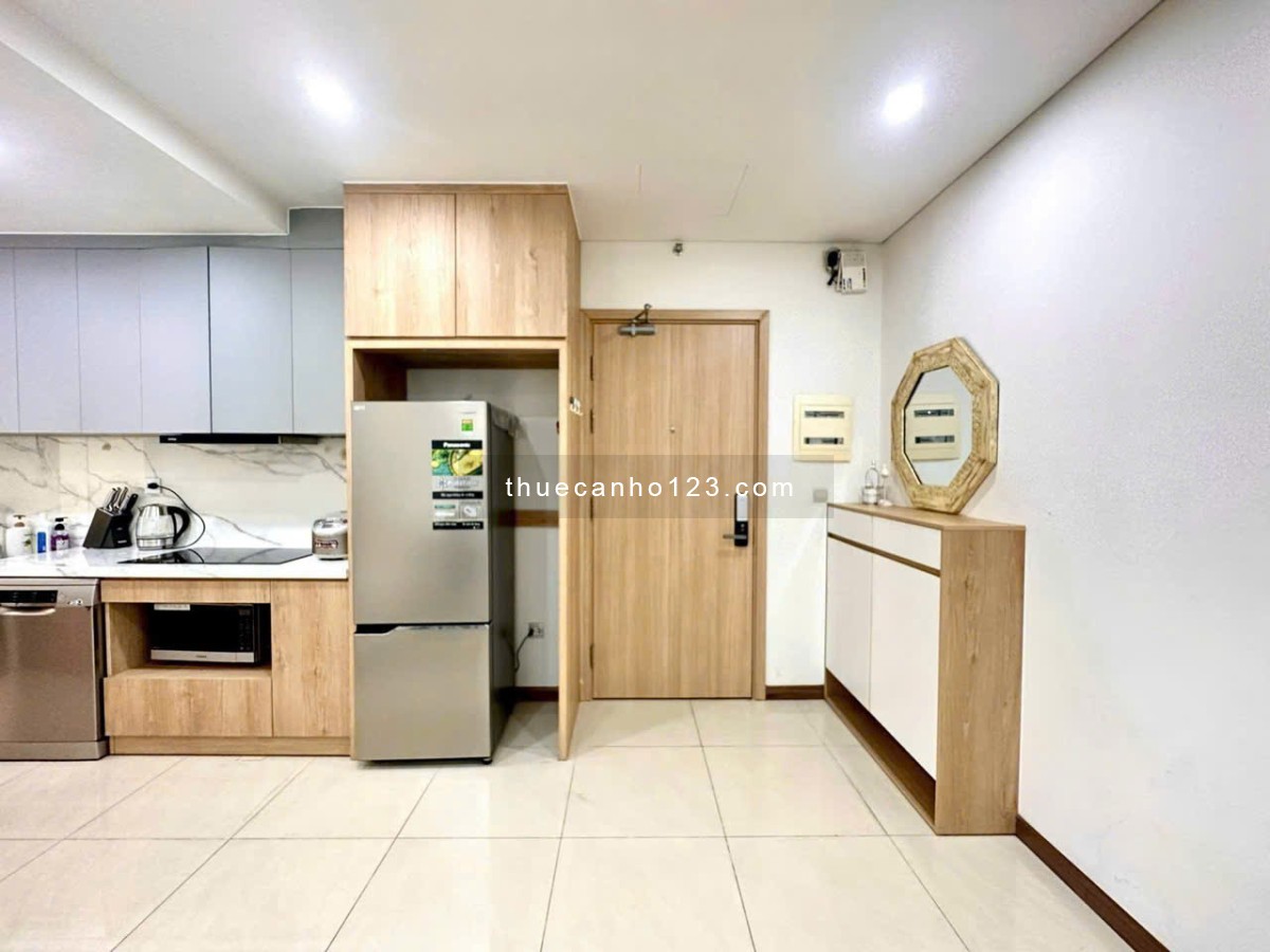 Chung cư Satra, Phan Đăng Lưu, P7, PN: 90m2, 2pn 2wc 17tr/tháng, nội thất