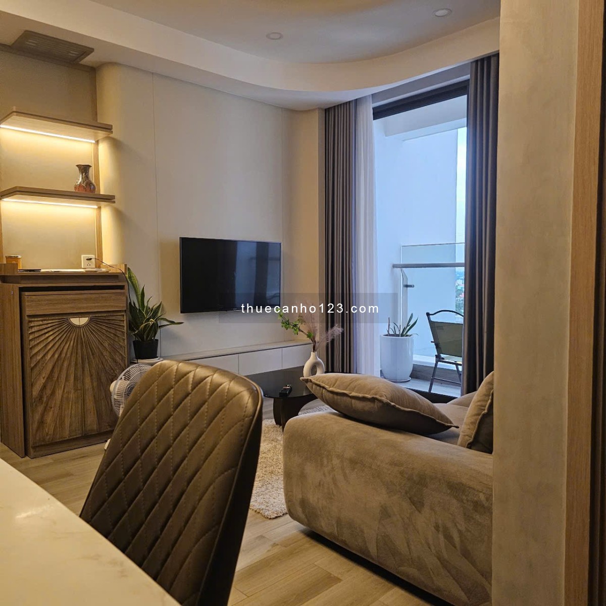 Masteri Centre Point - Cho thue 2pn 2wc fullnt đẹp 14tr - Chính chủ tòa A gần vincom