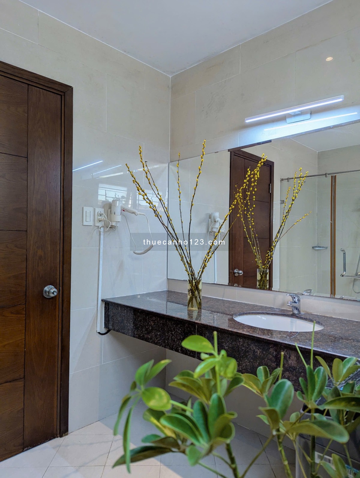 Căn hộ 1PN - 2PN siêu tiện nghi, gần sân bay thuận tiện di chuyển qua các quận trung tâm