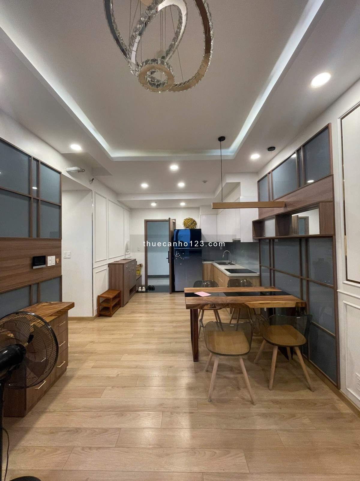 Cho thuê 2pn 1Wc Akari City full nội thất y hình nhà mới vô ở ngay chỉ 8tr - 8,5tr