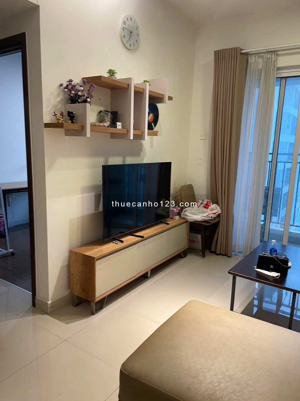 Cho thuê căn hộ Sunrise Riverside – 2PN view đẹp, full nội thất.