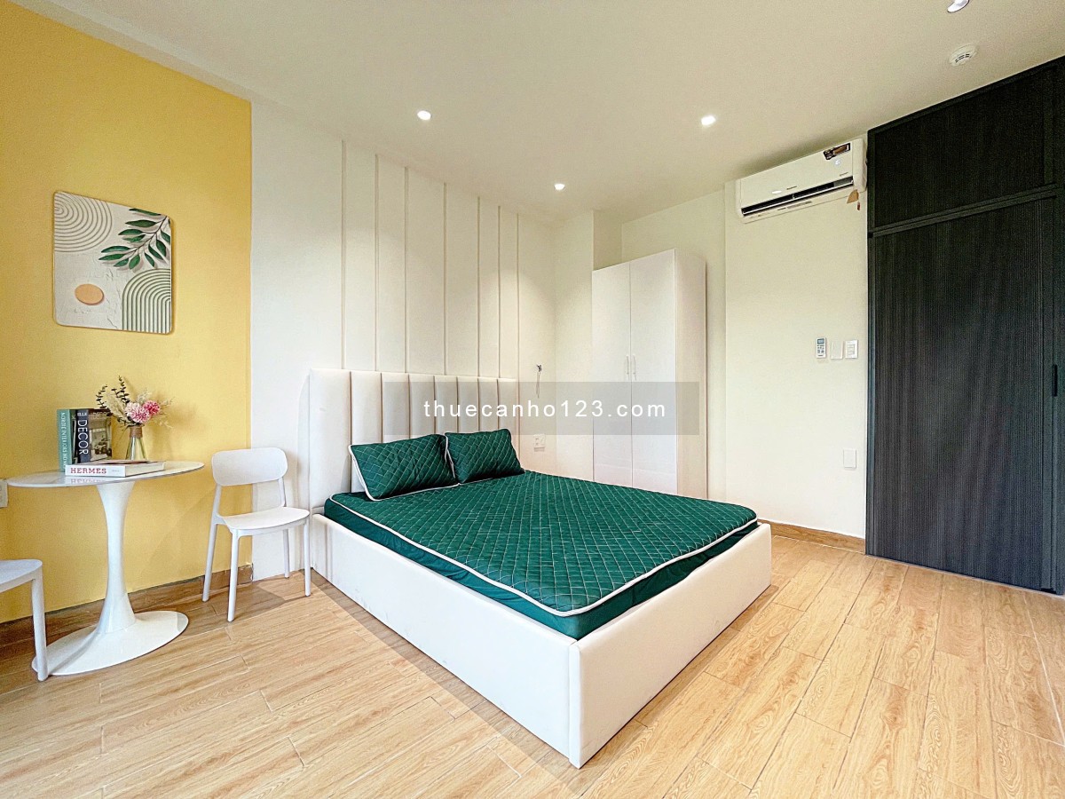 Căn hộ 1PN balcon view sông chill ngay ĐH UEF – Hồng Bàng, Cầu Thị Nghè, Trường Sa – Bình Thạnh.