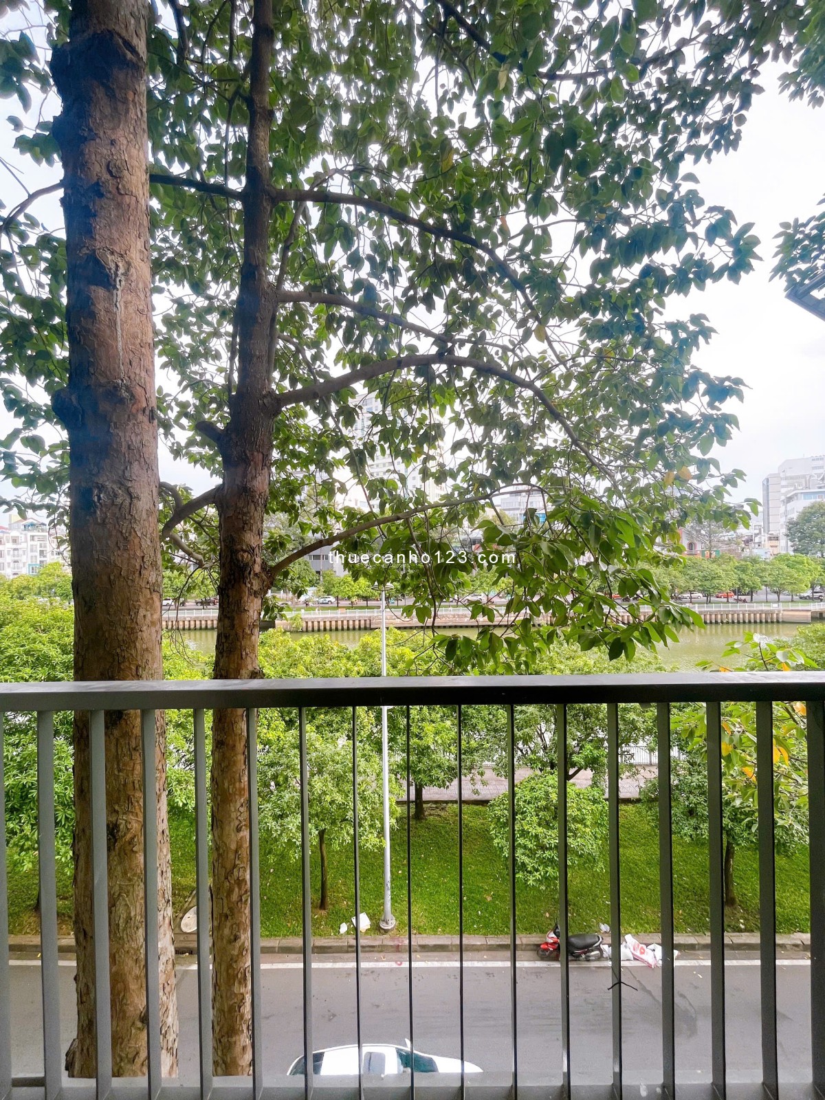 Căn hộ 1PN balcon view sông chill ngay ĐH UEF – Hồng Bàng, Cầu Thị Nghè, Trường Sa – Bình Thạnh.