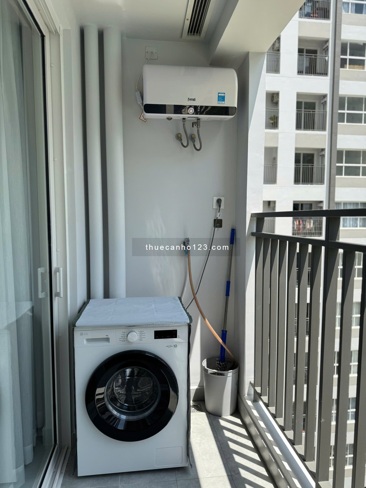 Cho thuê OT Sunrise Riverside full nội thất cao cấp.