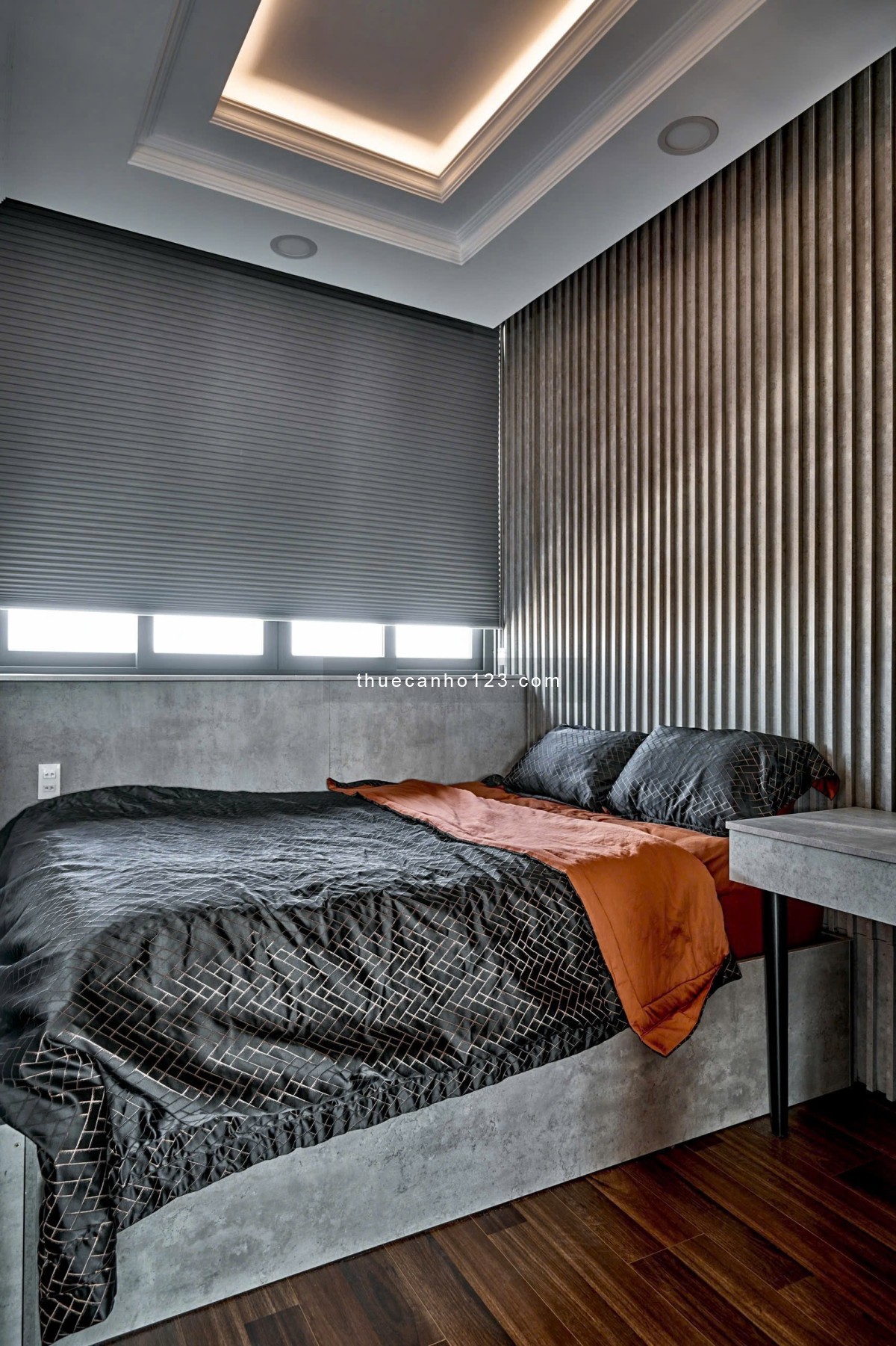 CHDV 2PN đầy đủ tiện nghi tại Quận 10