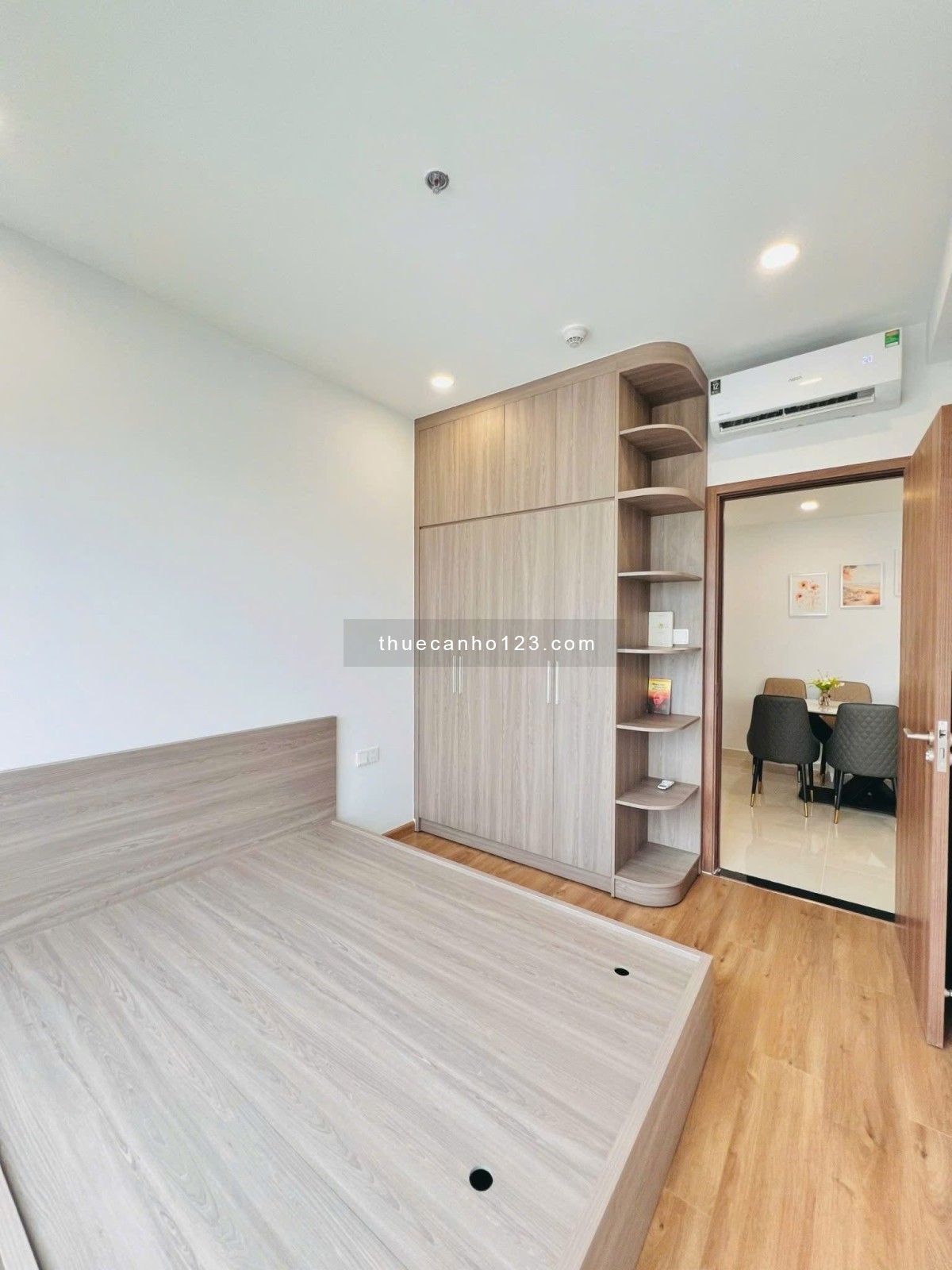 Căn hộ Celadon khu Diamond full nội thất 2PN 2WC, 86m2 - 21 triệu/tháng đã gồm PQL