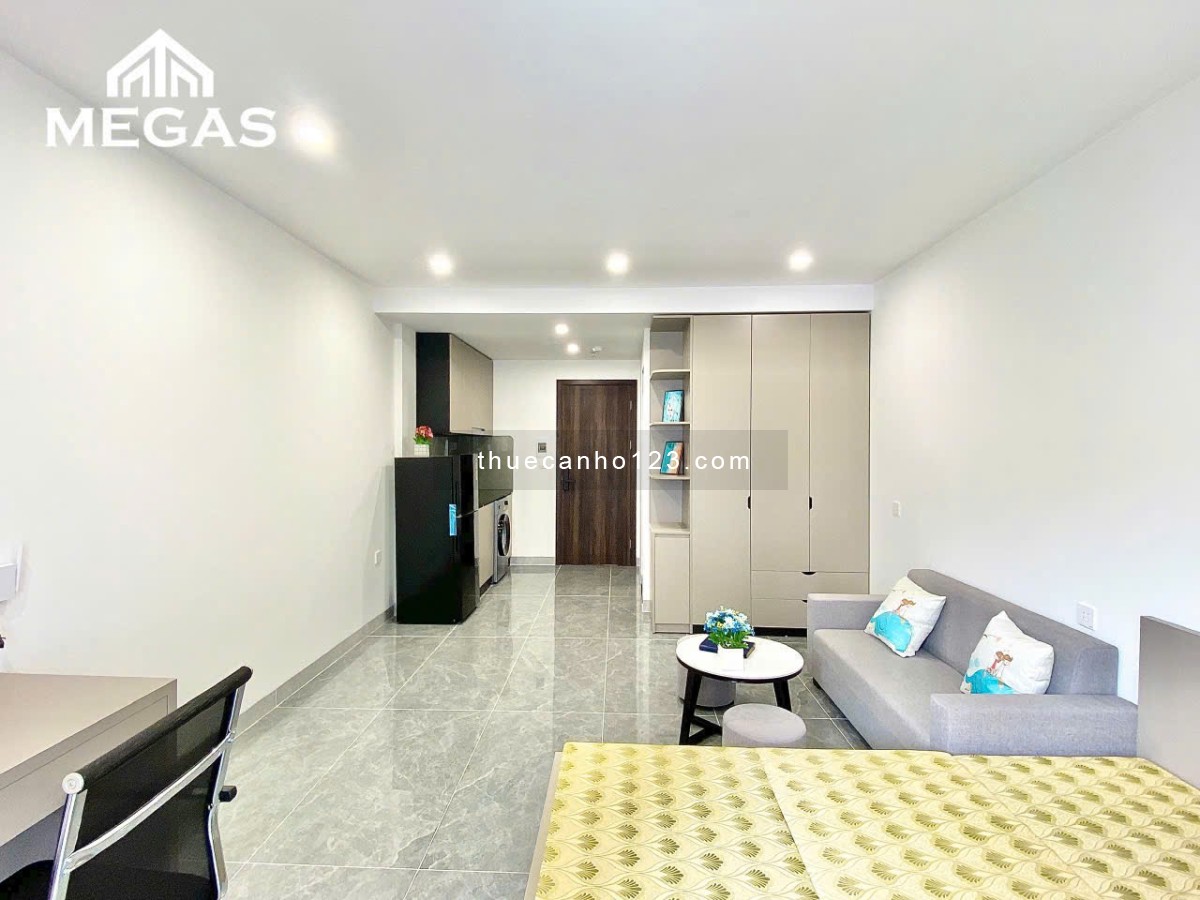 Căn Hộ Ban Công Tách Bếp - Full Tiện Nghi, Thoáng, An Ninh - Khu Sân Bay, Lăng Cha Cả