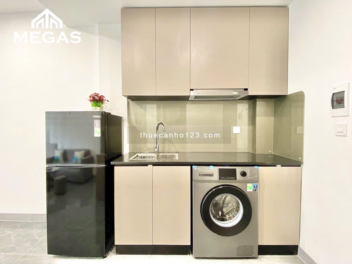 Căn Hộ Ban Công Tách Bếp - Full Tiện Nghi, Thoáng, An Ninh - Khu Sân Bay, Lăng Cha Cả