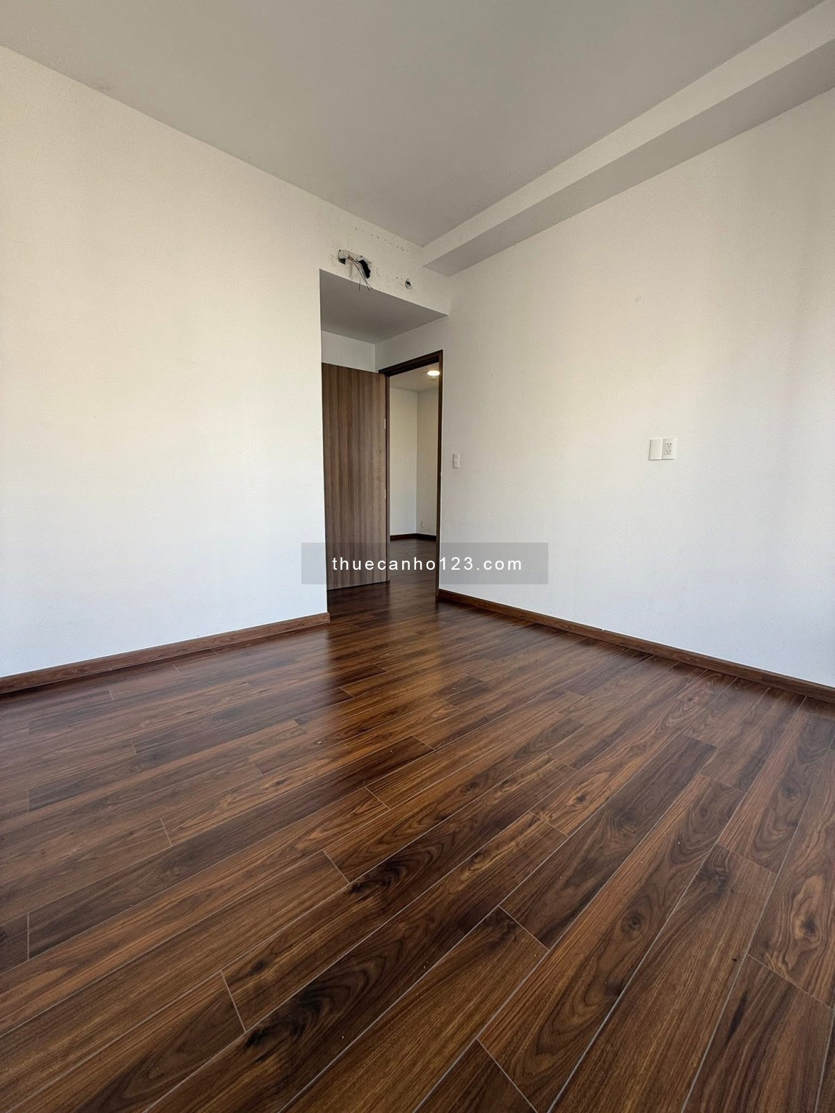 Cho thuê akari city 75M2 2pn 2wc chỉ 8tr ở ngay mặt tiền Võ Văn Kiệt