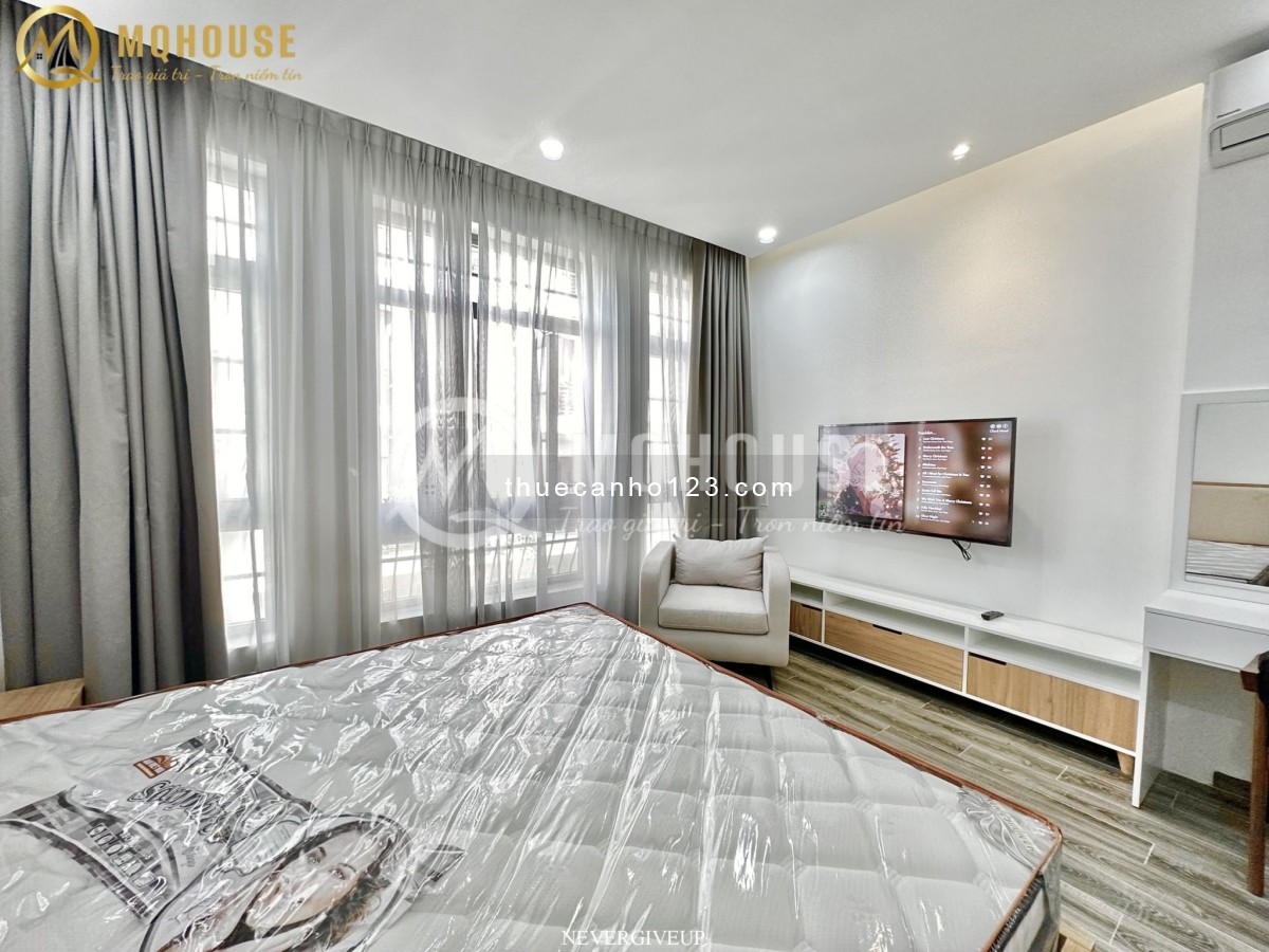 Căn Hộ 1PN Cao Cấp, Full Nội Thất, Cửa Sổ Thoáng, gần Nguyễn Cửu Vân, Ngã Tư Hàng Xanh
