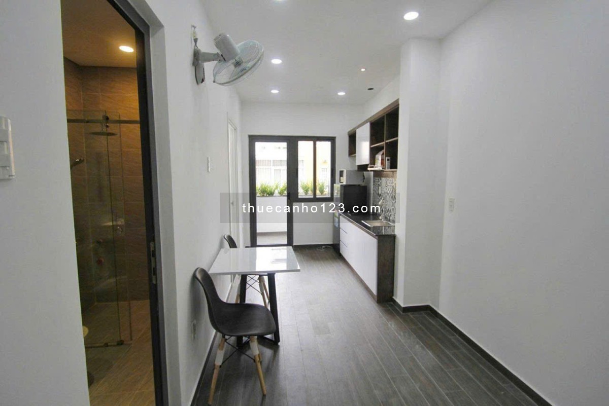 Căn hộ 1PN ban công/cửa sổ lớn thoáng ngay công viên 23/9, Bùi Viện – Nguyễn Trãi, Q1