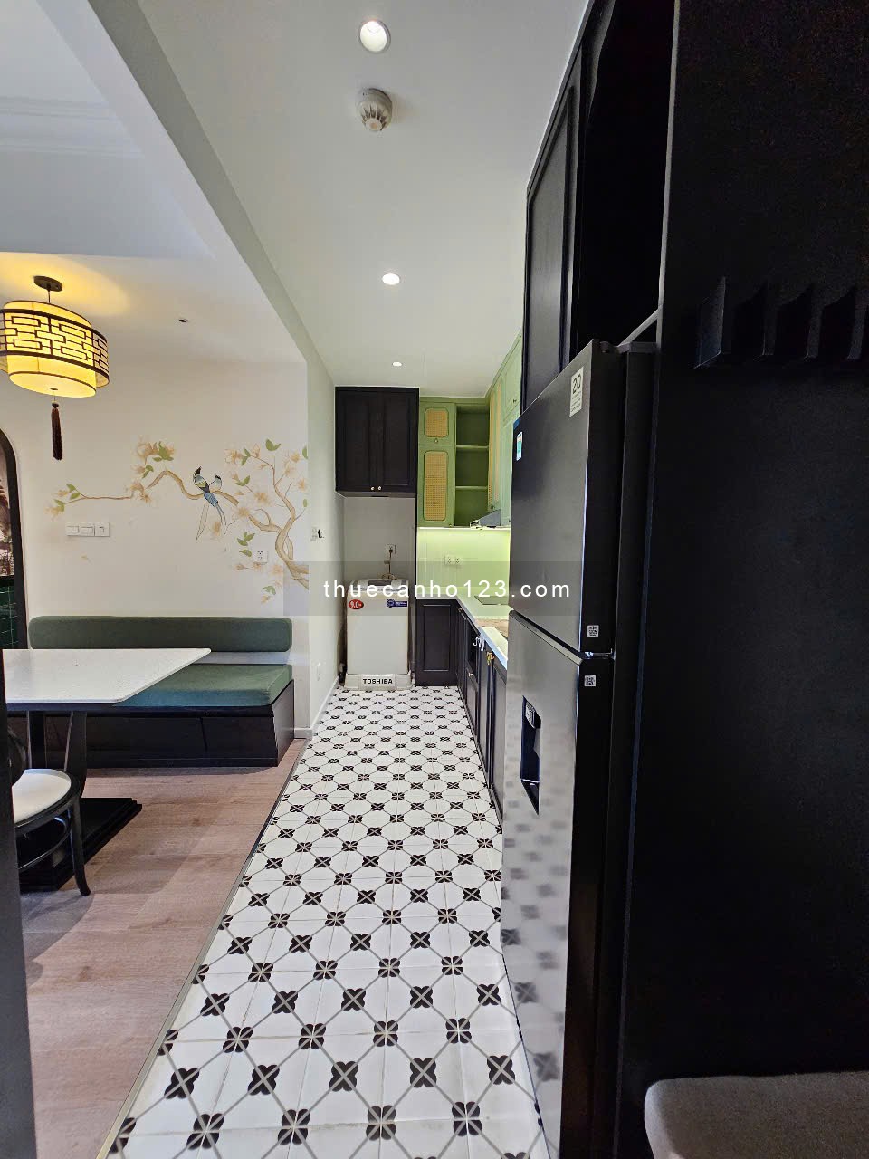 Cho thuê căn hộ ở kết hợp văn phòng 51m2- Tầng cao có ban công thoáng - Đủ nội thất mới 14.5 tr
