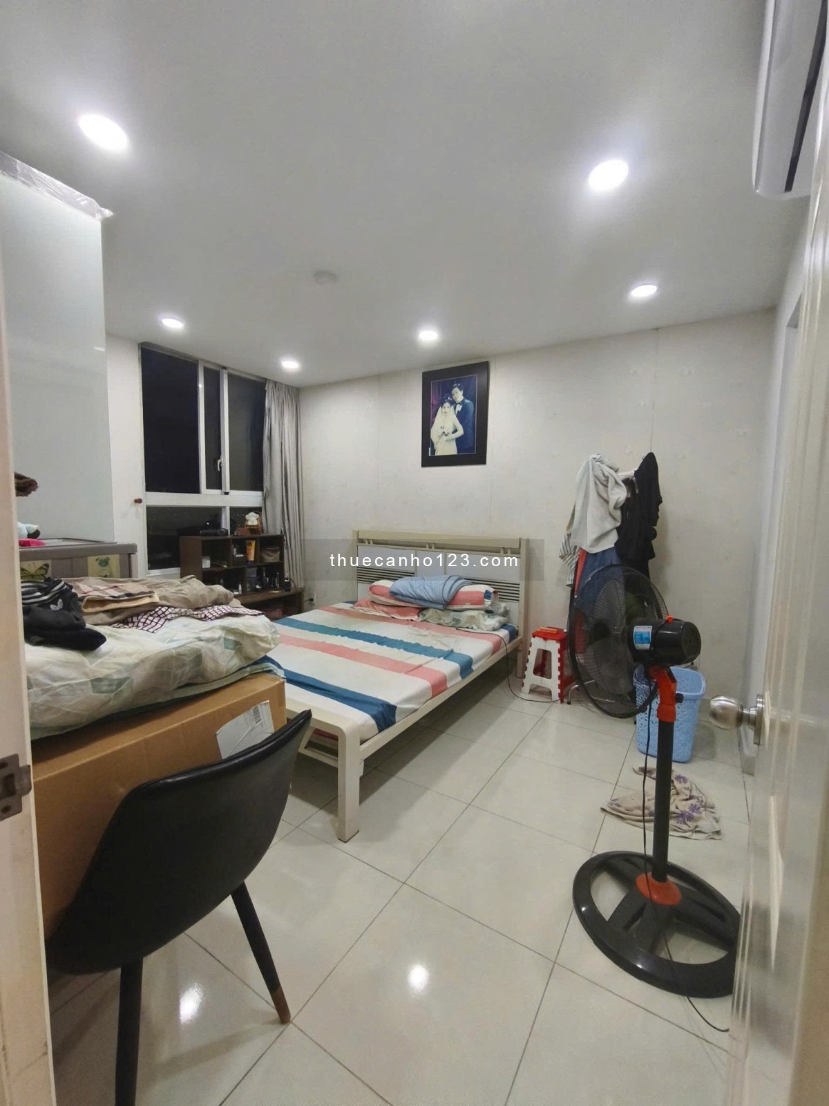 C/c Phú Đạt - Đường D5, P25, Bình Thanh: 89m2, 3p ngủ, 2wc, NTCC, 15,5tr/th