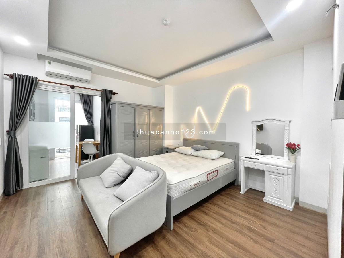 Căn Hộ Mới 1PN Riêng Tách Bếp - Full Nội Thất Ban Công - Máy Giặt Riêng, Thang Máy - Gần CV Gia Định