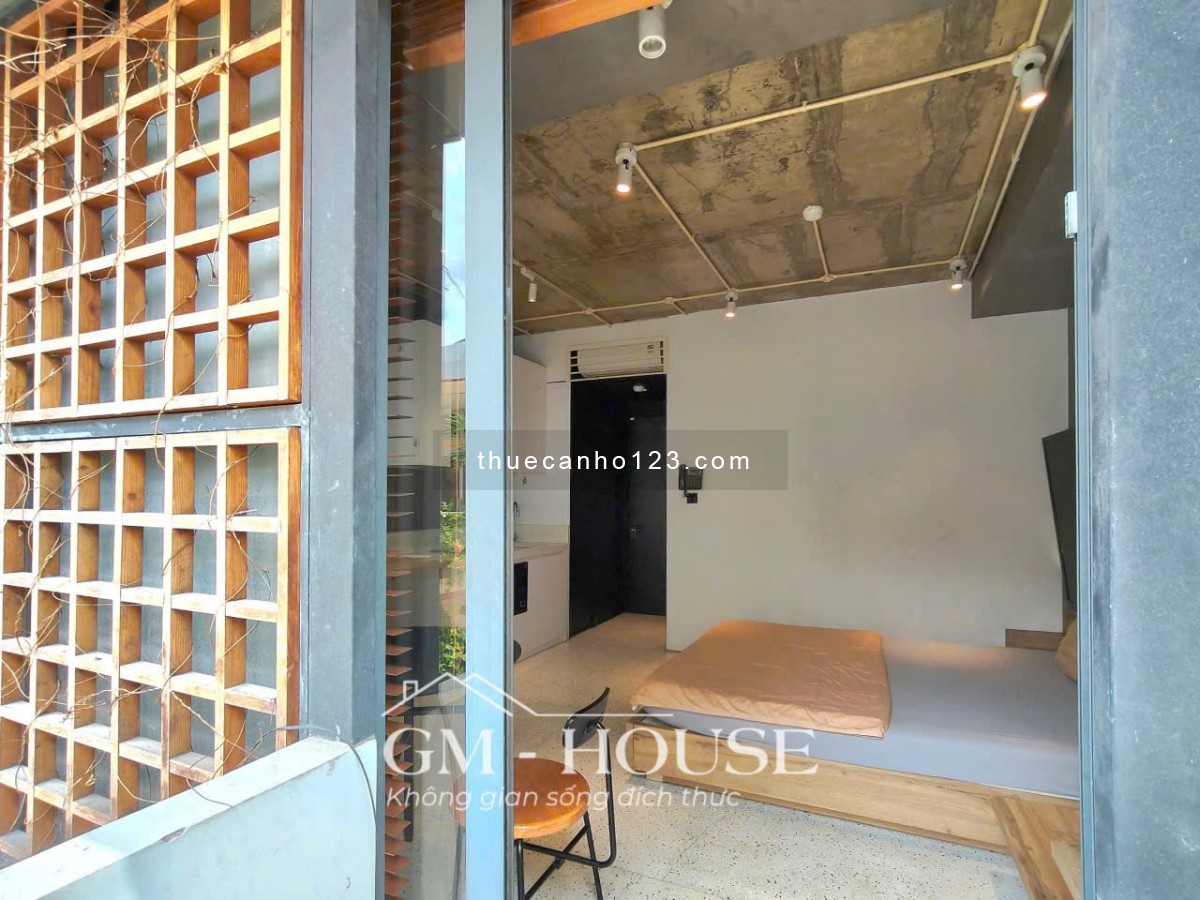 Căn Hộ Studio Balcon Hiện Đại – Hồ Bơi View Landmark 81 – Gần UEF & ĐH Hồng Bàng, Điện Biên Phủ, Bìn