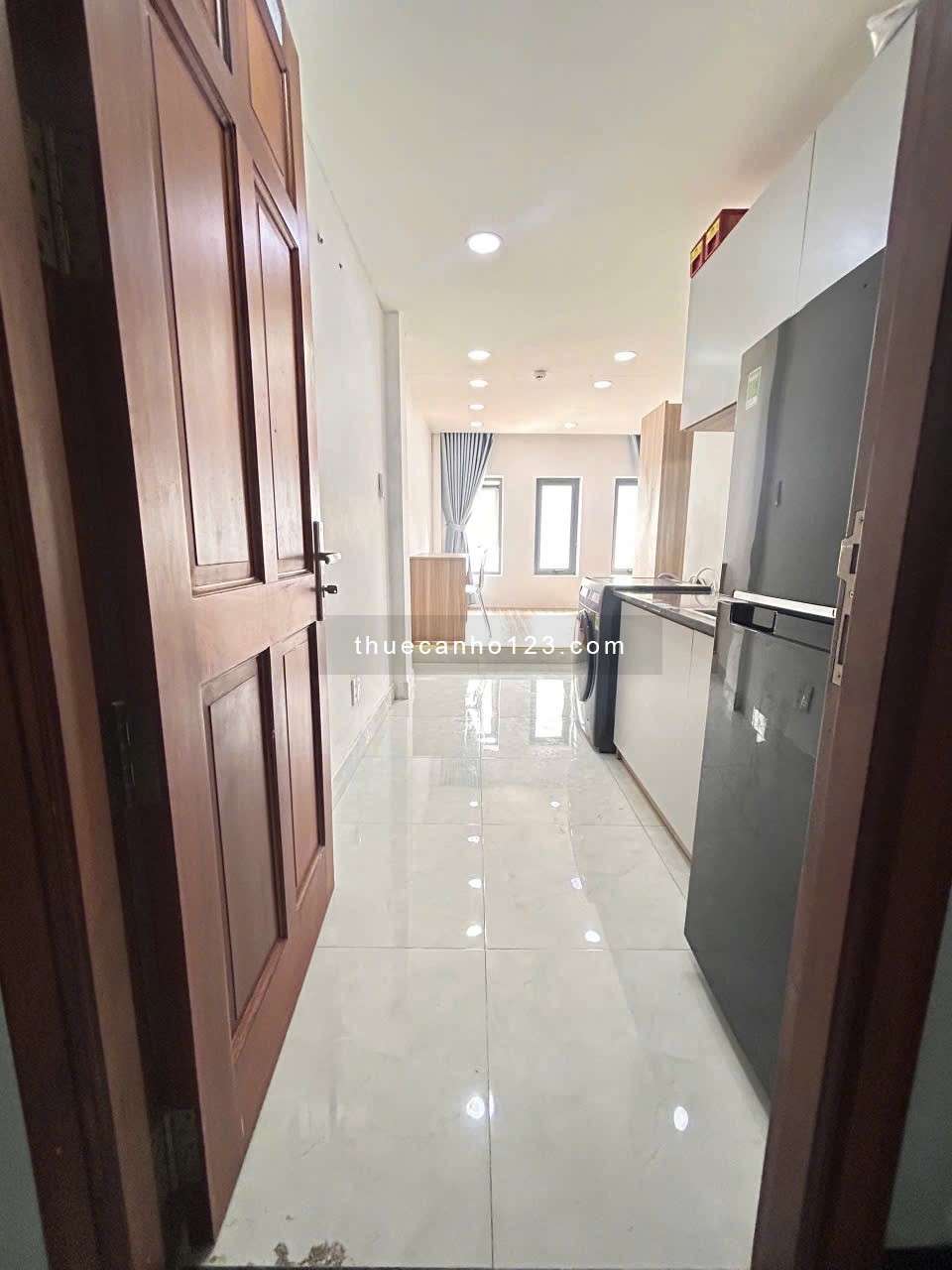 Căn hộ mởi cho thuê Tân Bình gần Etown